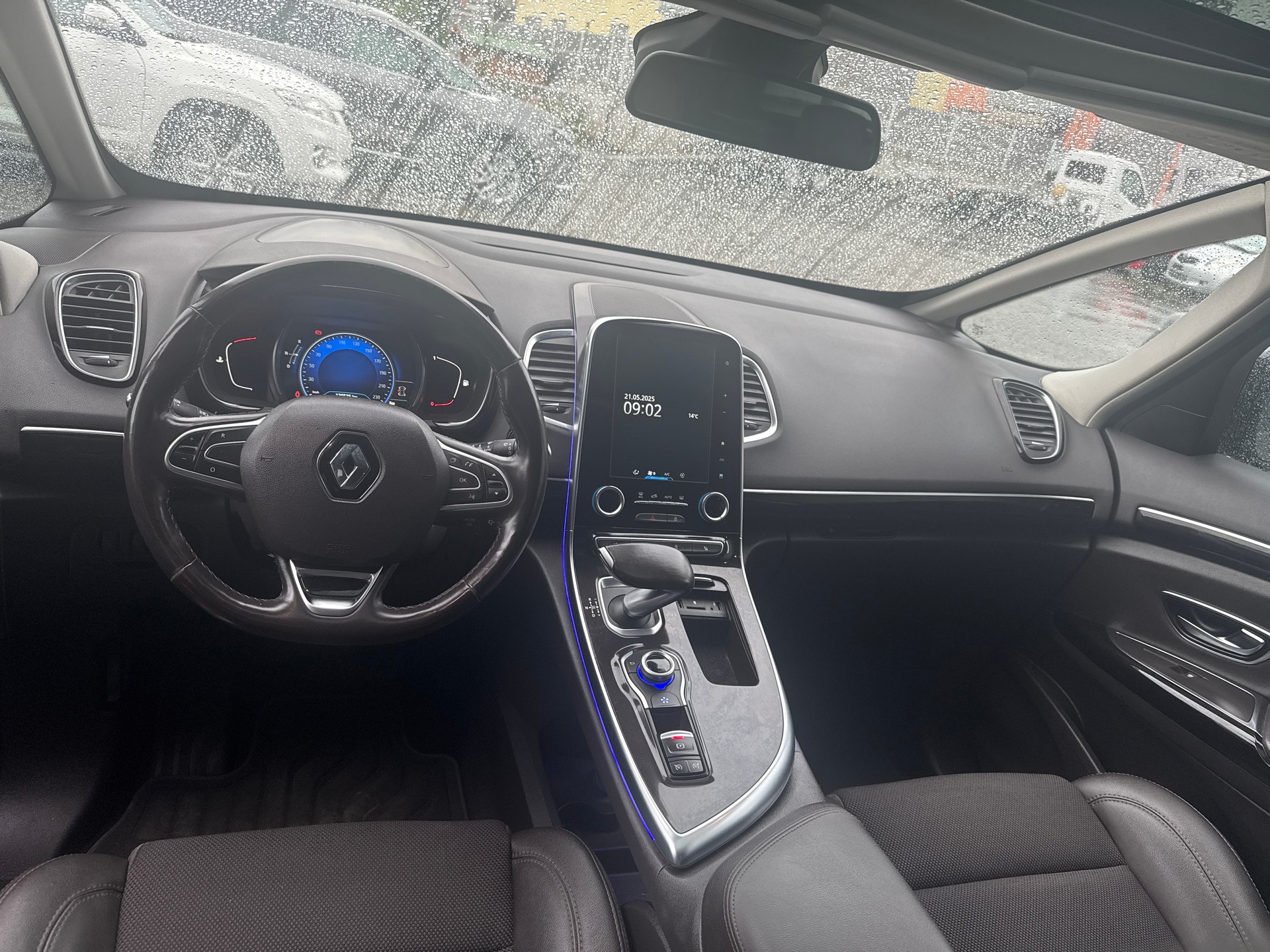 RENAULT Espace 1.6 dCi Intens EDC-image-9
