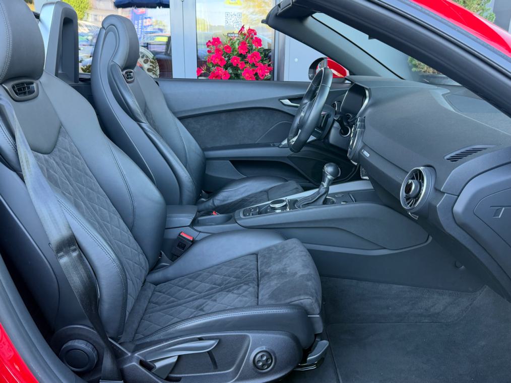 AUDI TT Roadster 45 TFSi S line-image-7