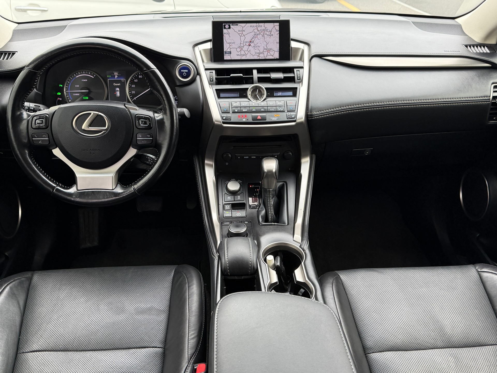 LEXUS NX 300h comfort E-Four Automatic-image-19