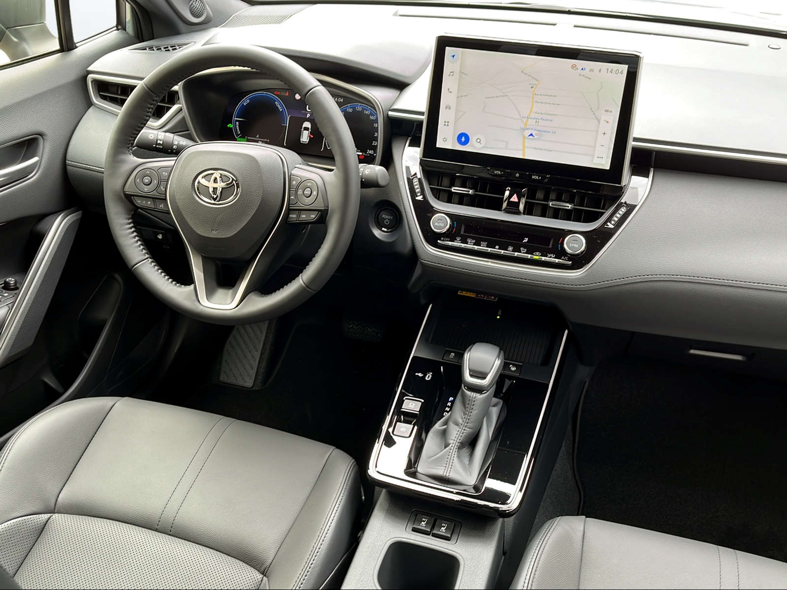 TOYOTA Corolla Cross 2.0 Premium e-CVT AWD-image-9