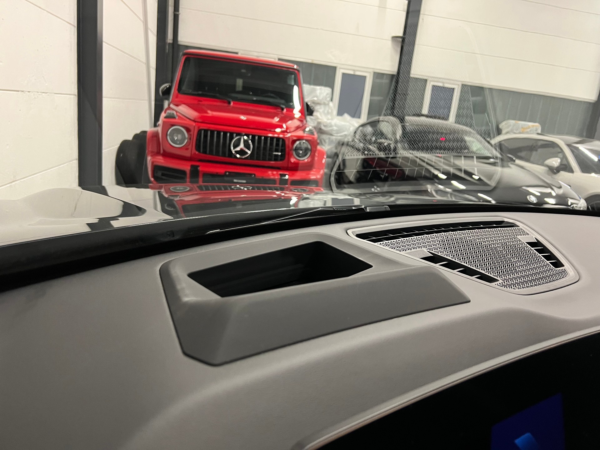 BMW X1 xDrive 23i 48V M Sport-image-28