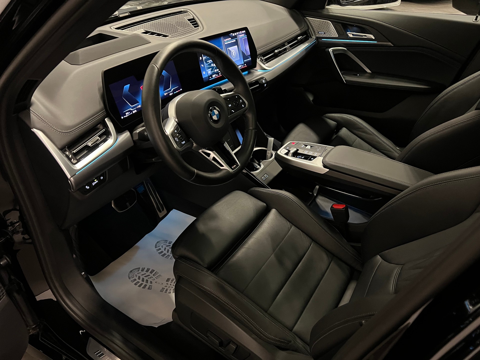 BMW X1 xDrive 23i 48V M Sport-image-16