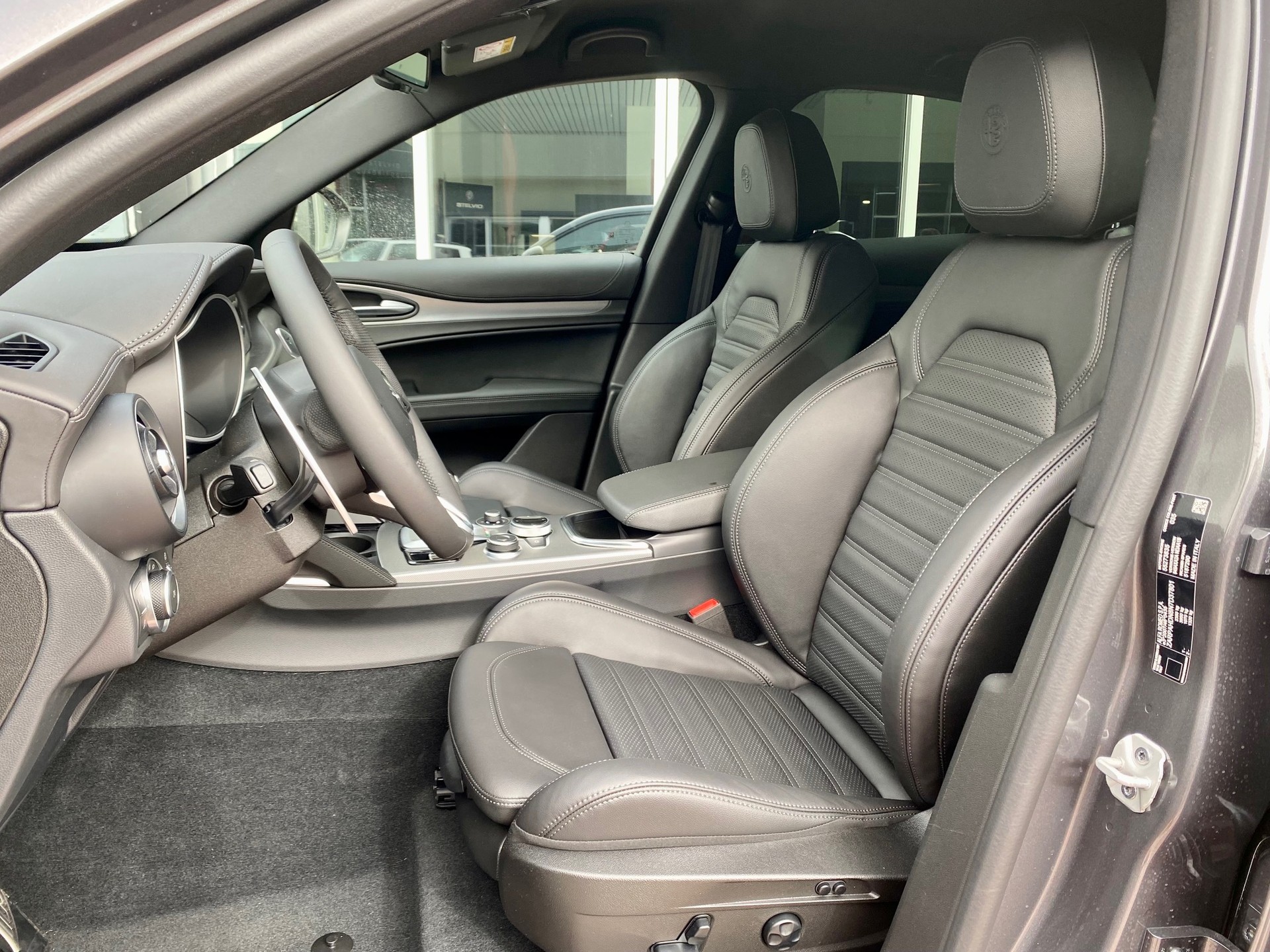 ALFA ROMEO STELVIO 2.0 Q4 280 Veloce-image-7