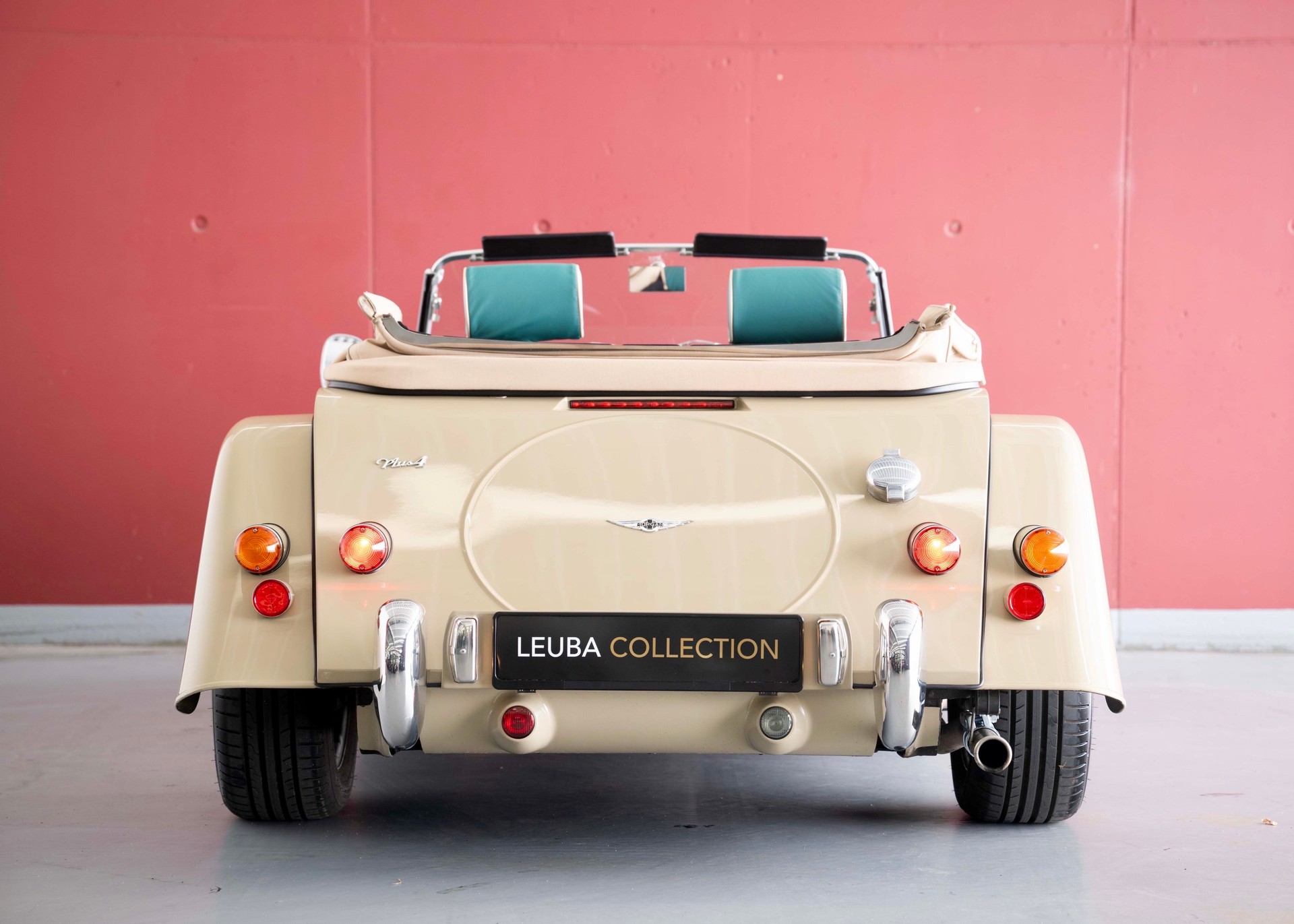 MORGAN Plus 4 2.0 Swiss Pack (1st hand, like new, certified mileage)-showroom-element-3