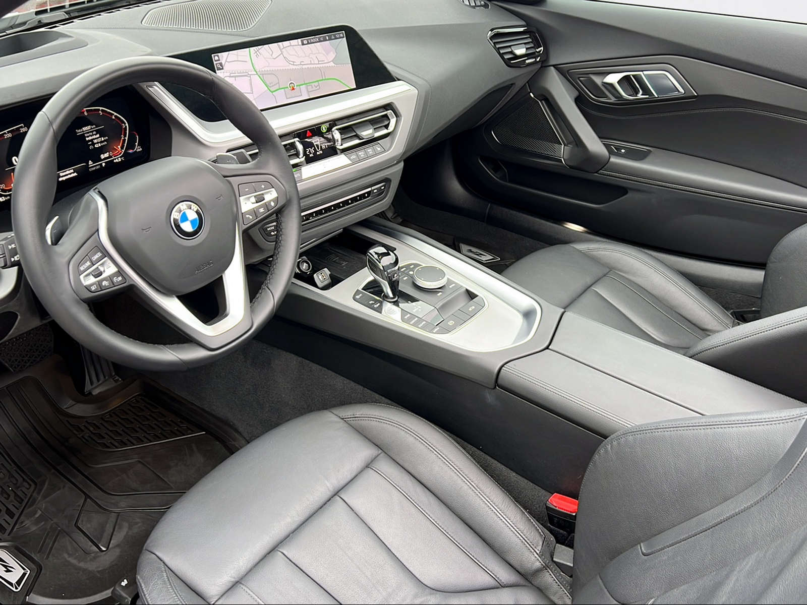 BMW Z4 sDrive 20i Steptronic-image-3