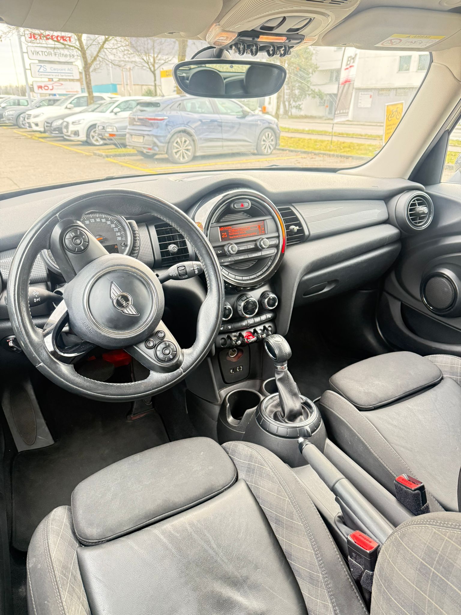 MINI Cooper Classic Edition Steptronic-image-10