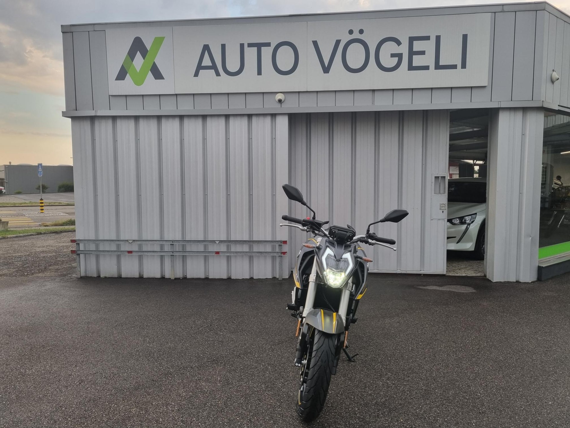 VOGE 525 R-image-7