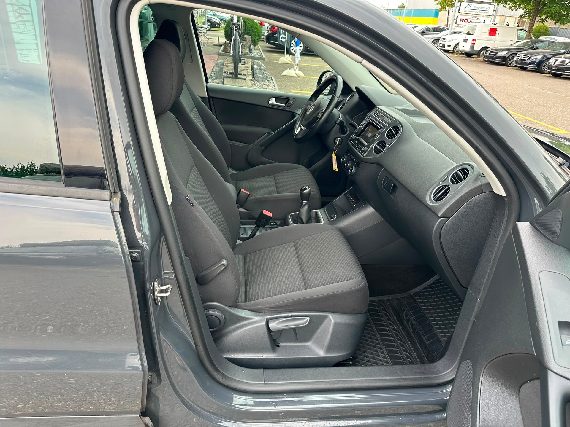 VW Tiguan 2.0 TDI BlueMotion Start 4Motion-image-12