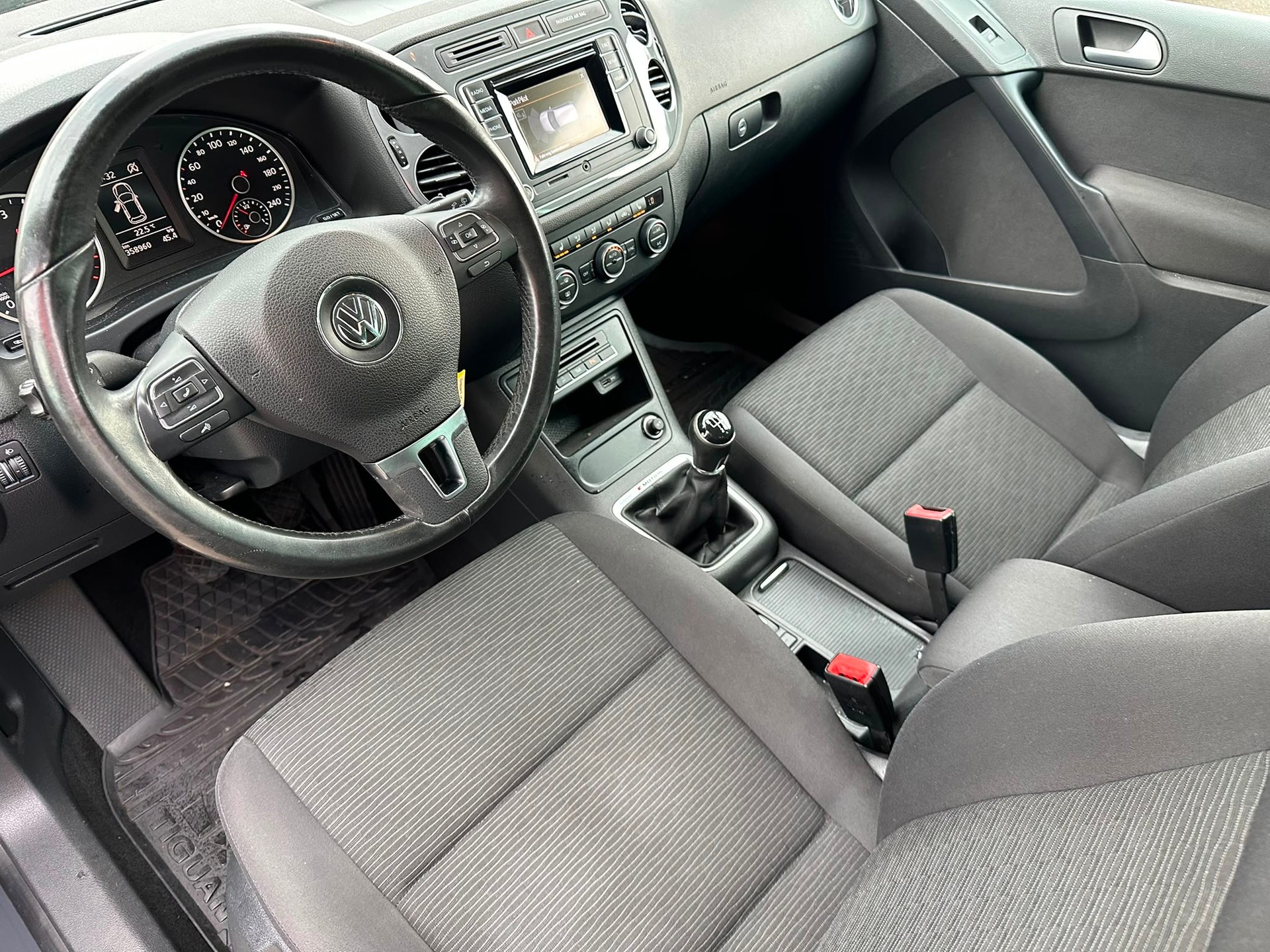 VW Tiguan 2.0 TDI BlueMotion Start 4Motion-image-16