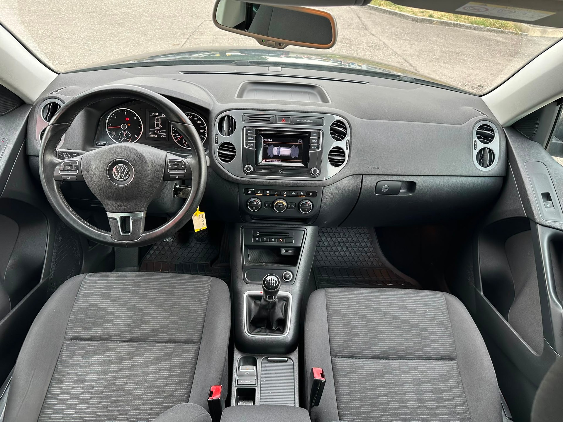 VW Tiguan 2.0 TDI BlueMotion Start 4Motion-image-10