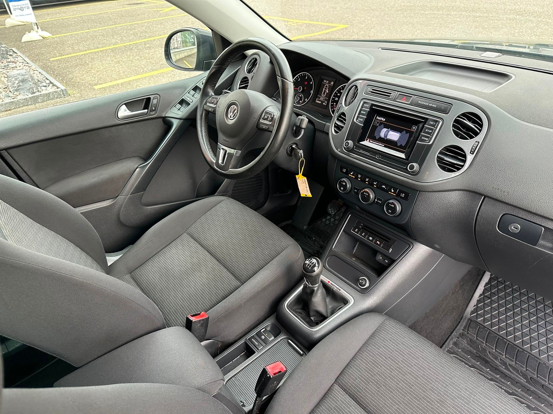 VW Tiguan 2.0 TDI BlueMotion Start 4Motion-image-13