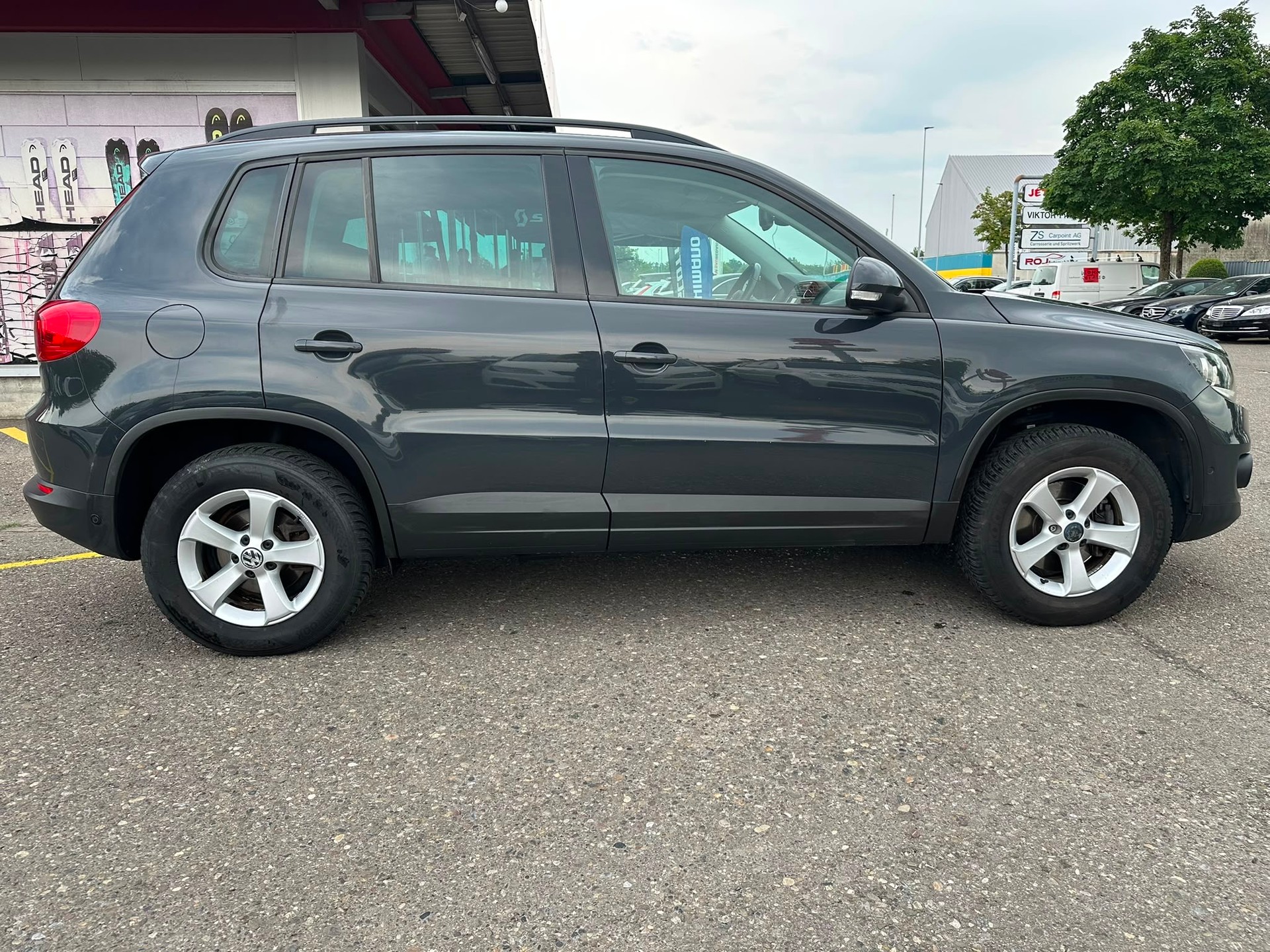 VW Tiguan 2.0 TDI BlueMotion Start 4Motion-image-4