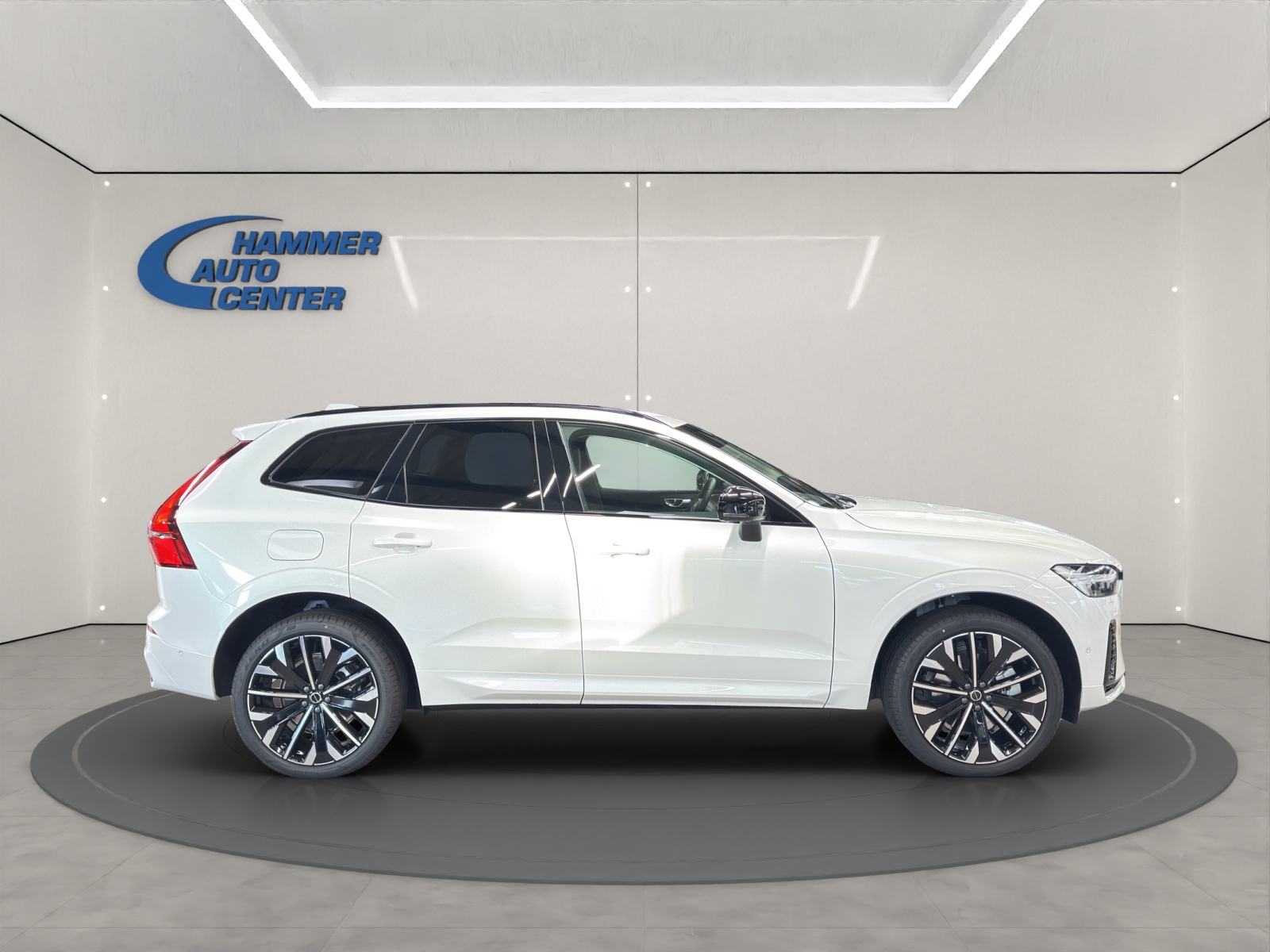 VOLVO XC60 2.0 T6 TE Ultra Dark eAWD-image-5