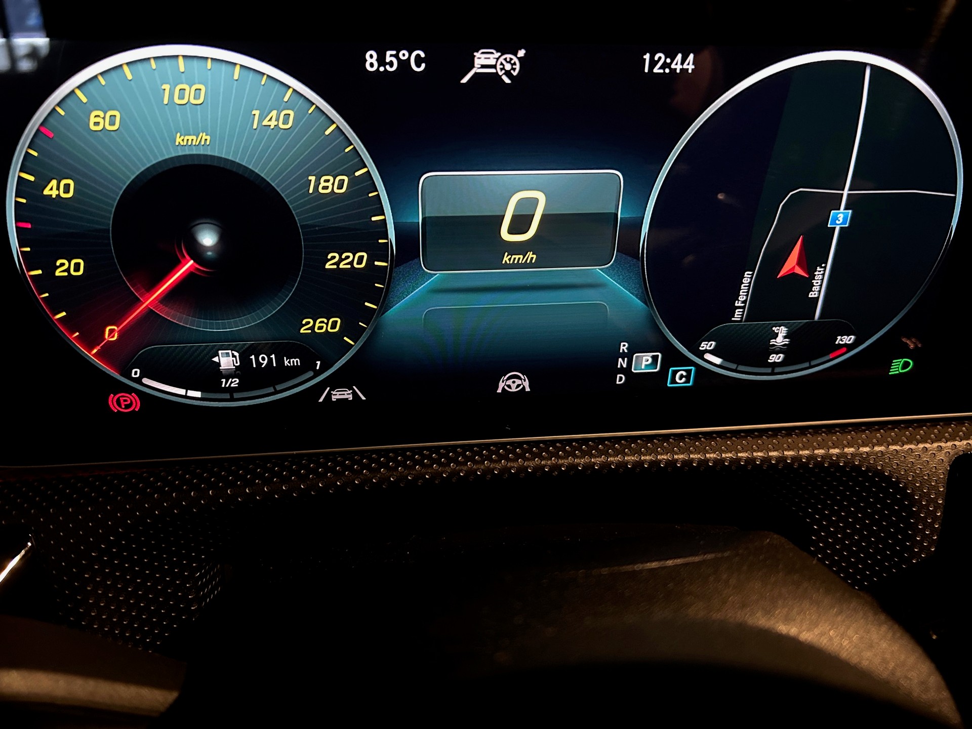 MERCEDES-BENZ CLA 250 AMG Line 7G-DCT *CH Fahrzeug mit Gratisservice*Keyless*360 Grad Kamera*-image-13
