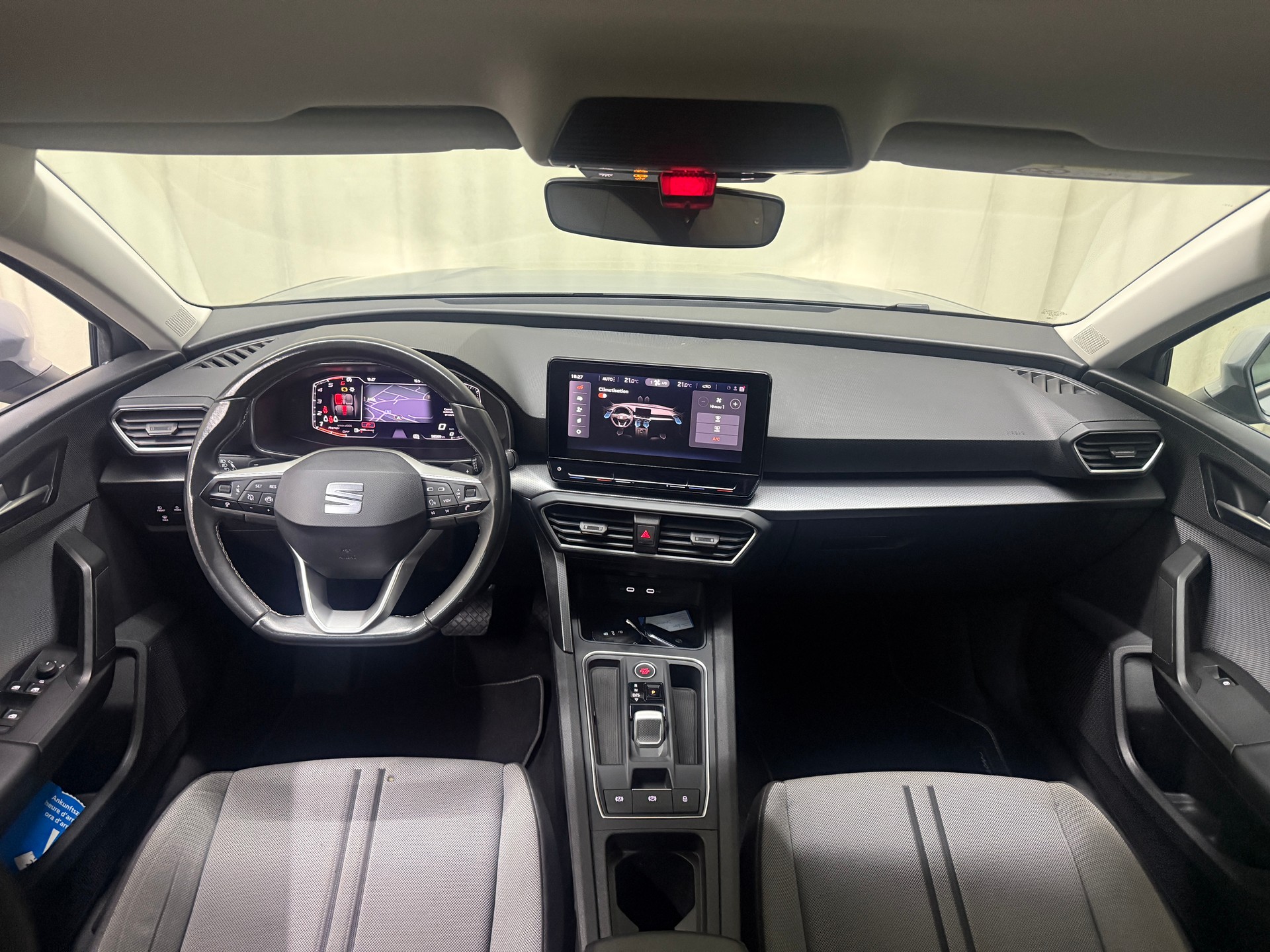 SEAT Leon ST 2.0 TDI EVO DSG Style-image-7