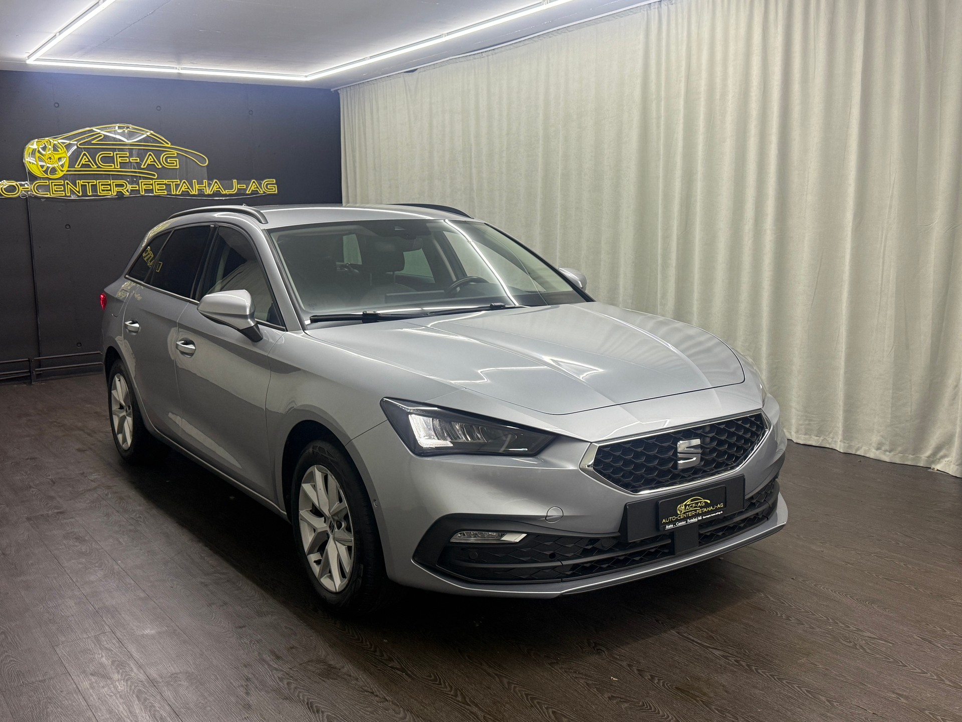 SEAT Leon ST 2.0 TDI EVO DSG Style-image-2