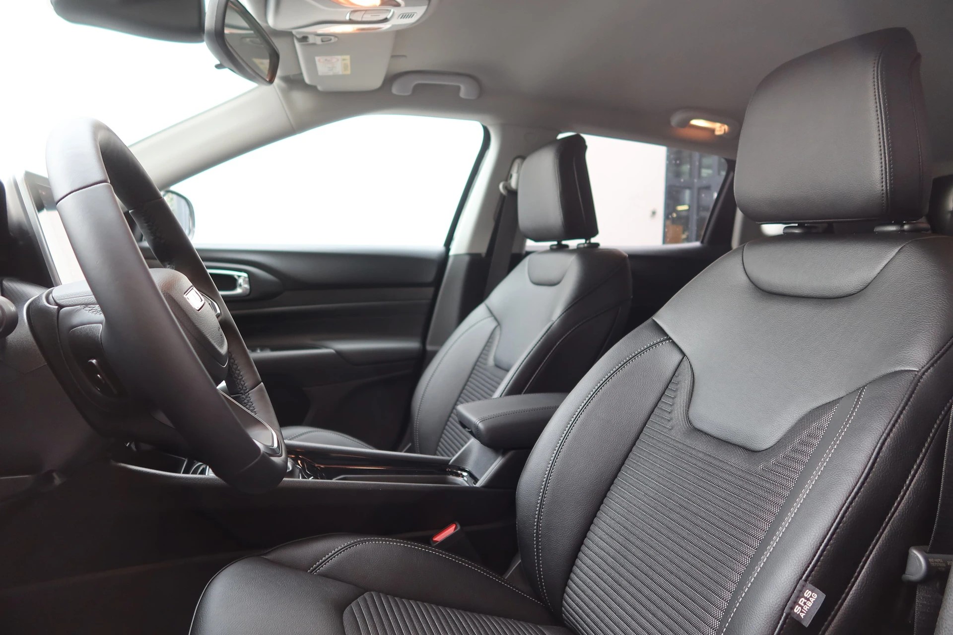 JEEP Compass 4x2 1.5 T N Eagle-image-8