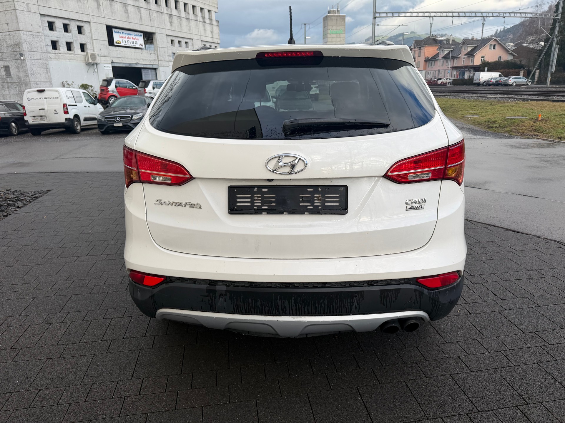 HYUNDAI SANTA FE-image-3