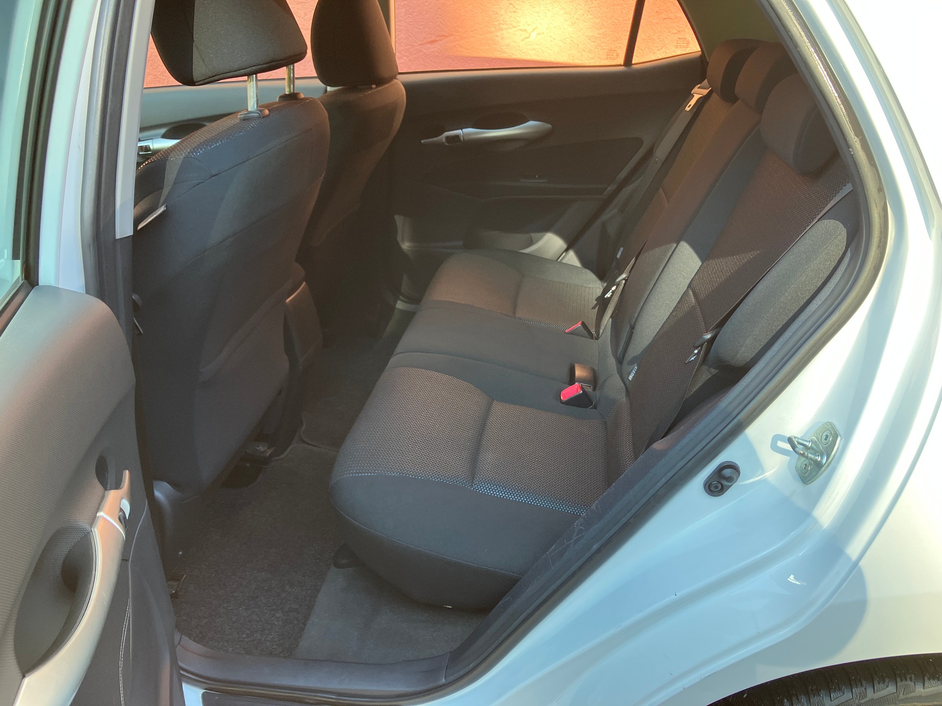 TOYOTA Auris 1.8 16V HSD Linea Luna-image-8