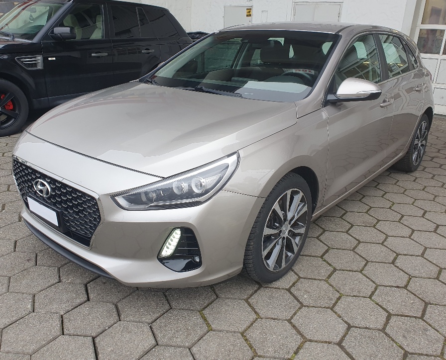 HYUNDAI i30 1.4 T-GDI Launch Automat
