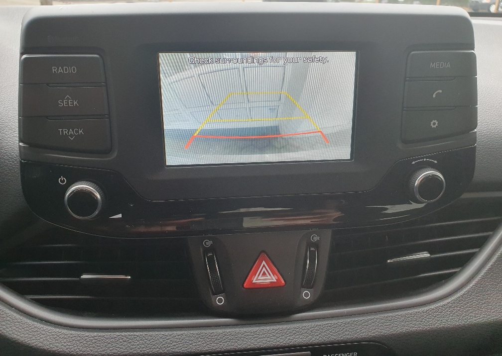 HYUNDAI i30 1.4 T-GDI Launch Automat-image-6
