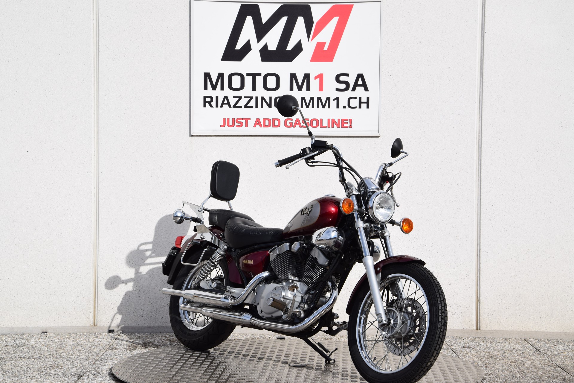 YAMAHA XV 250 Virago-showroom-element-1