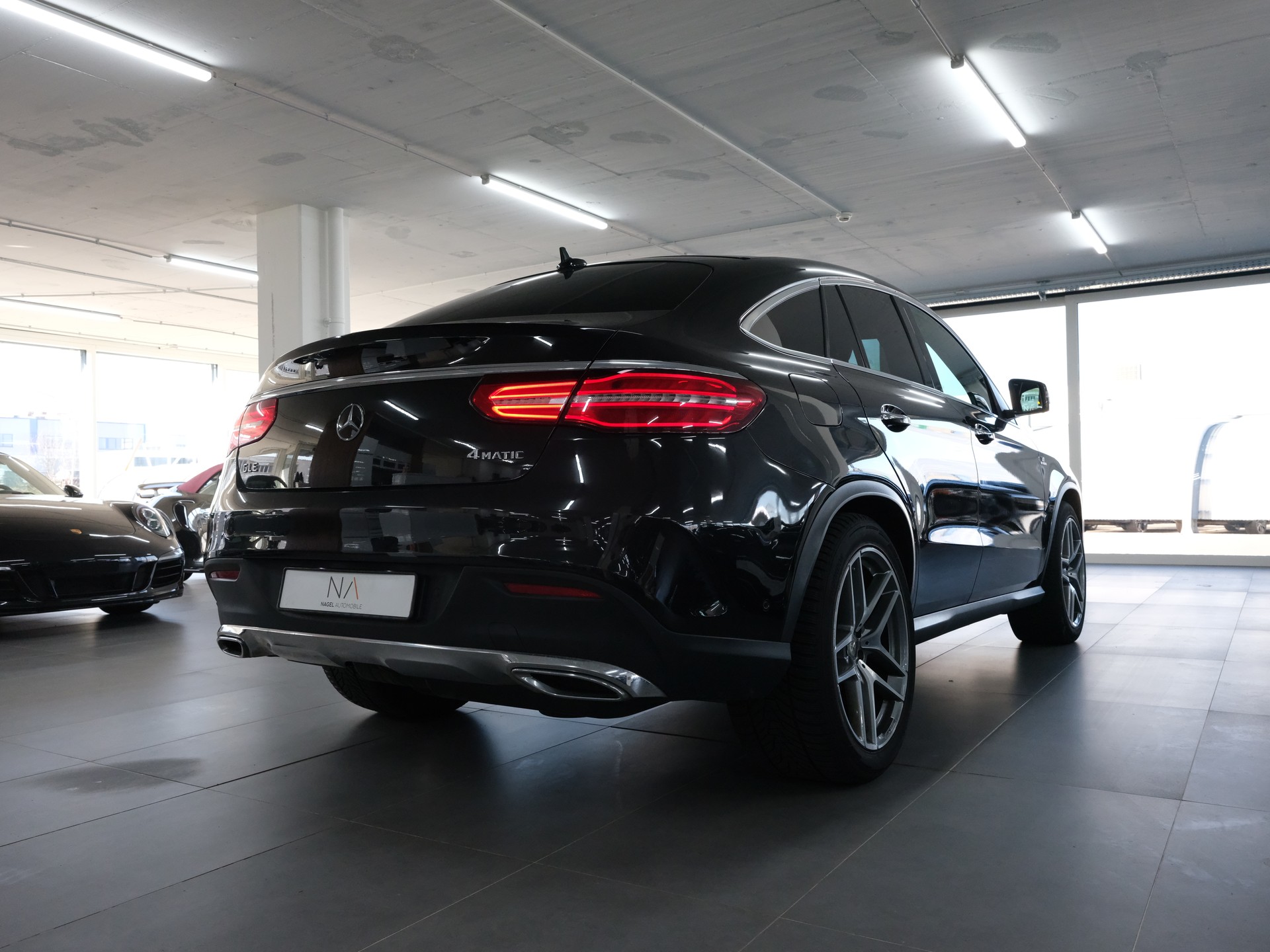 MERCEDES-BENZ GLE Coupé 350 d 4Matic 9G-Tronic-image-2