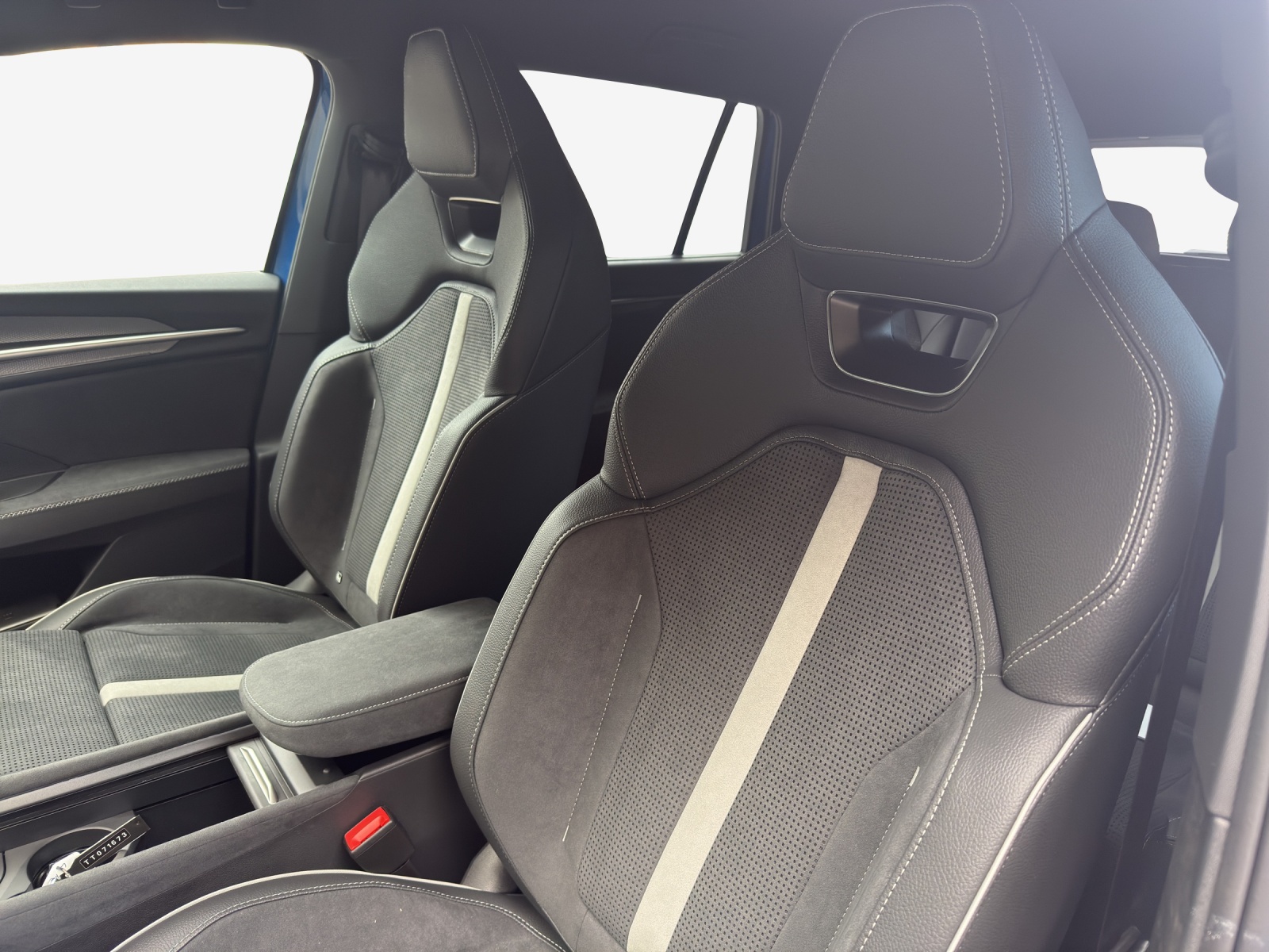 SKODA Kodiaq 2.0 TSI Sportline 4x4-image-15
