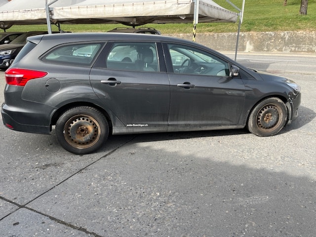 FORD Focus Station Wagon 1.0i EcoB 125 Business-image-5