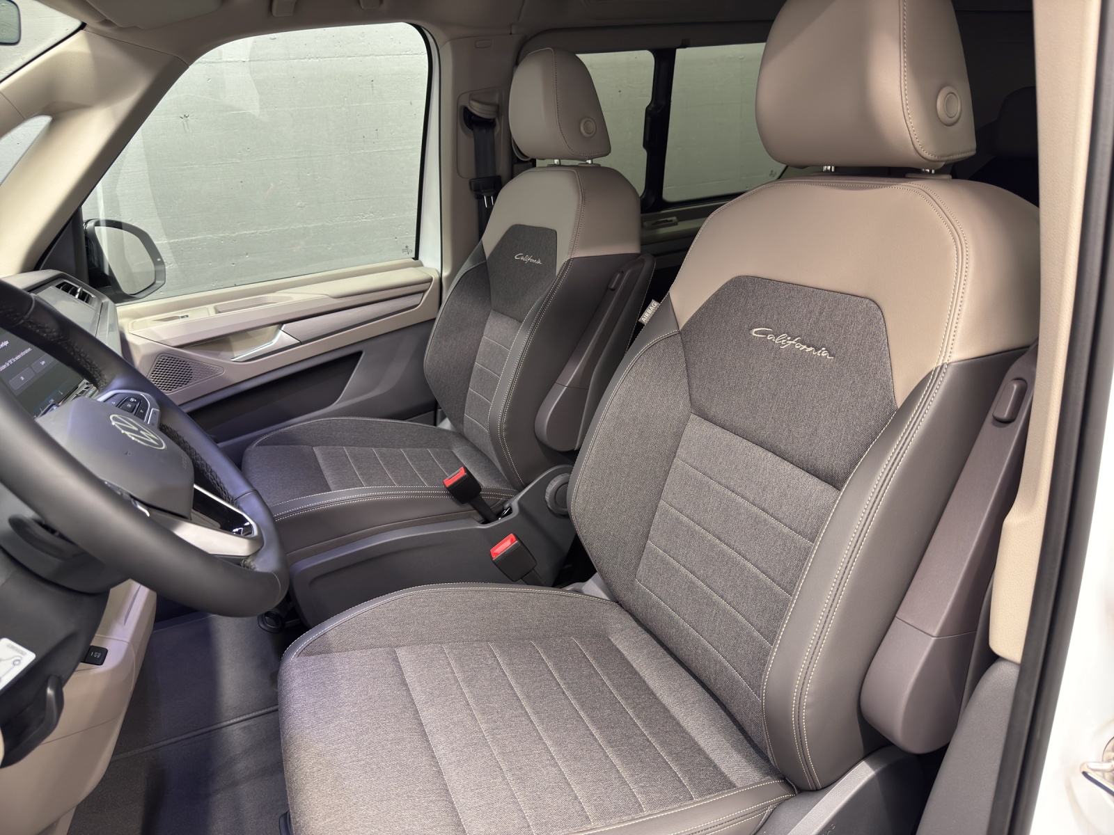 VW T7 California 2.0 TSI Ocean Liberty DSG-image-15