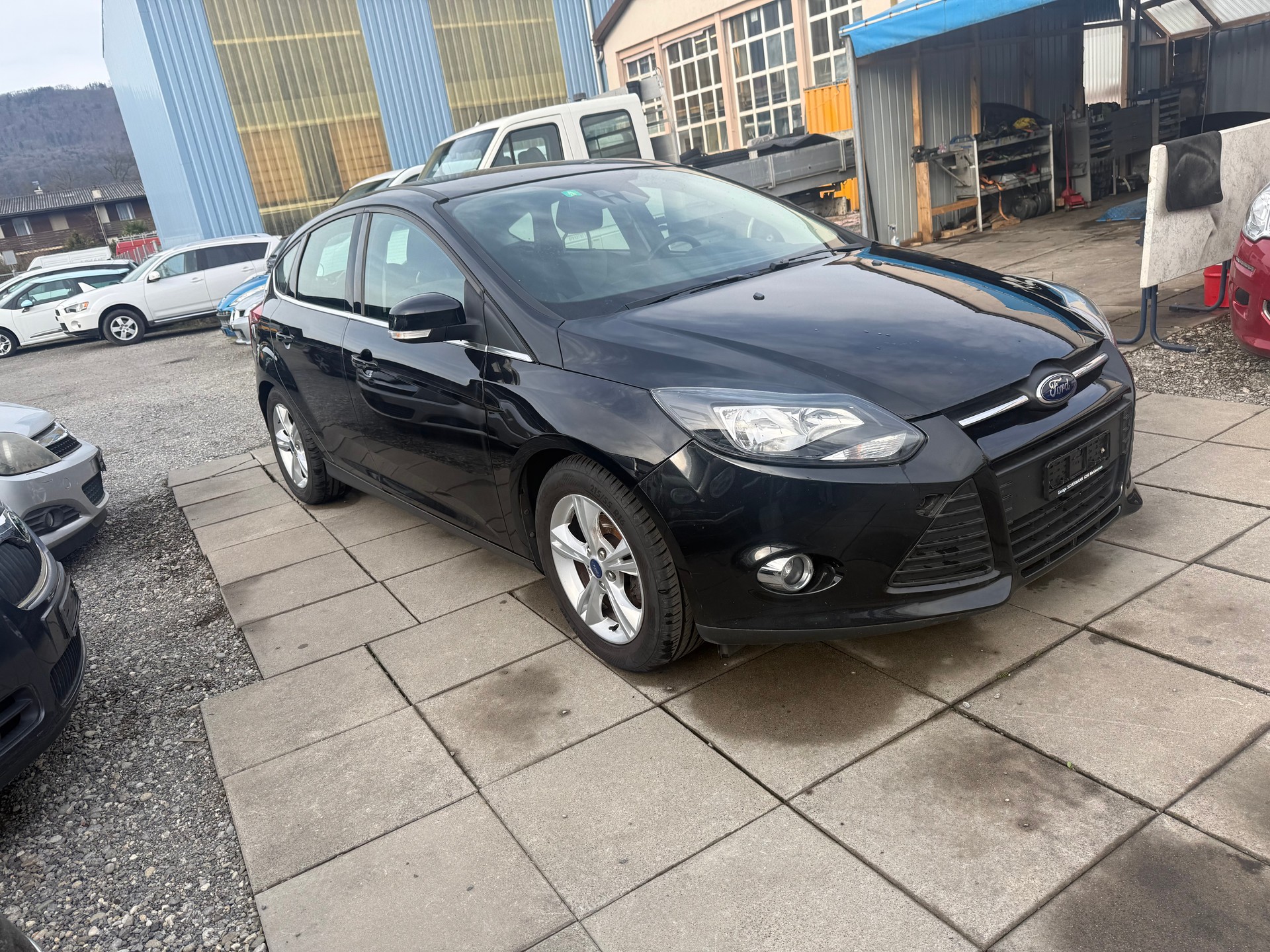 FORD Focus 1.0 SCTi Carving-image-1