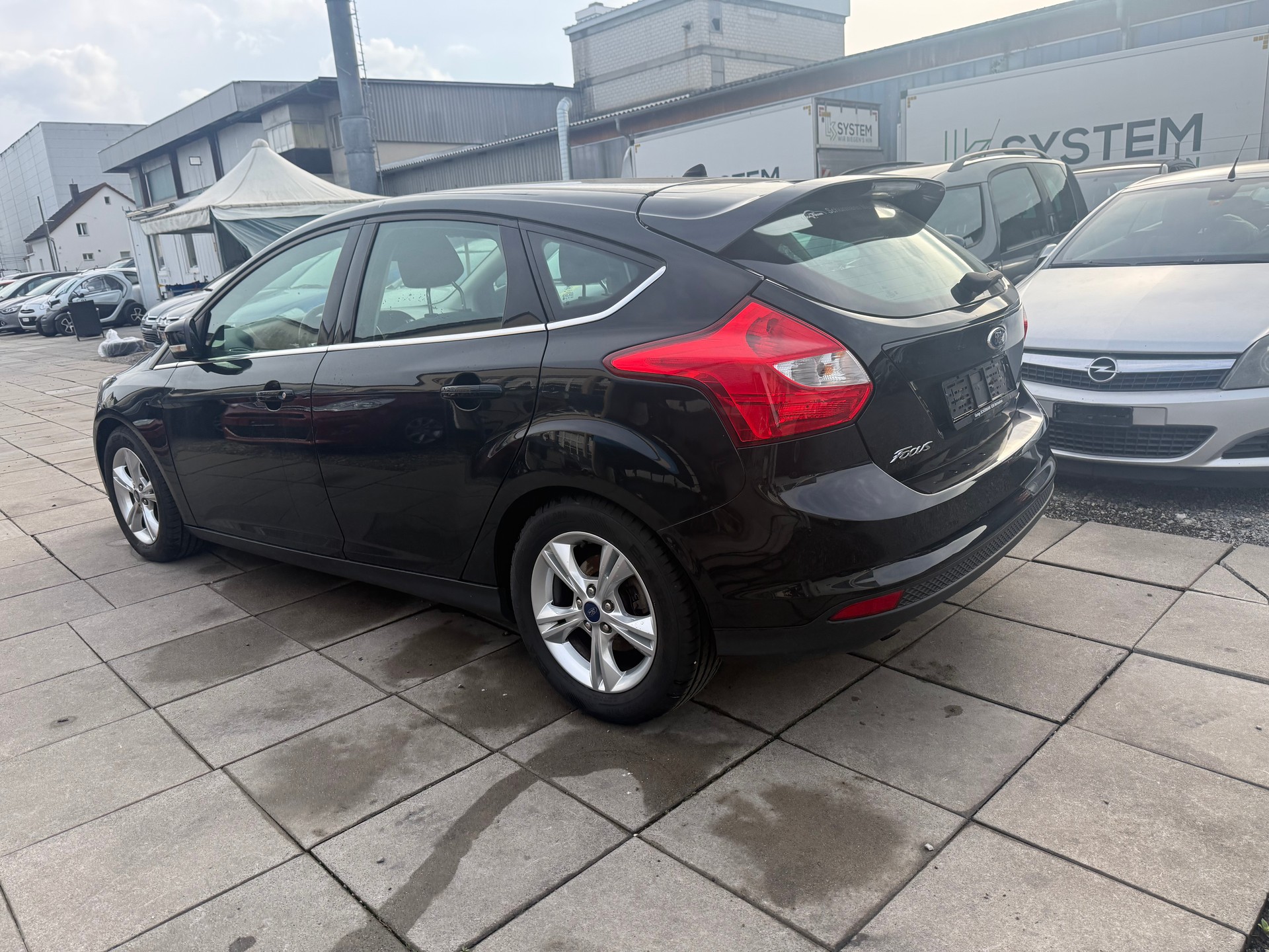 FORD Focus 1.0 SCTi Carving-image-2
