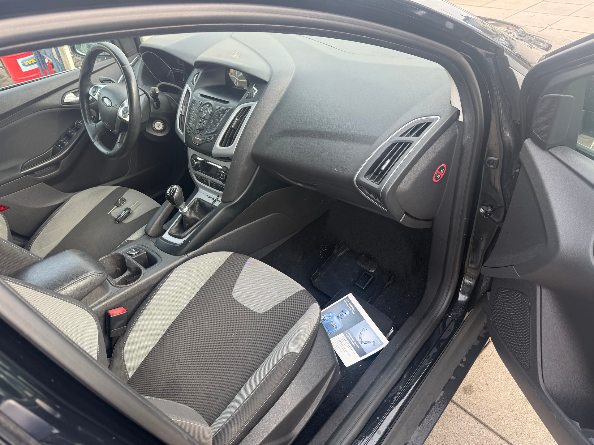 FORD Focus 1.0 SCTi Carving-image-5