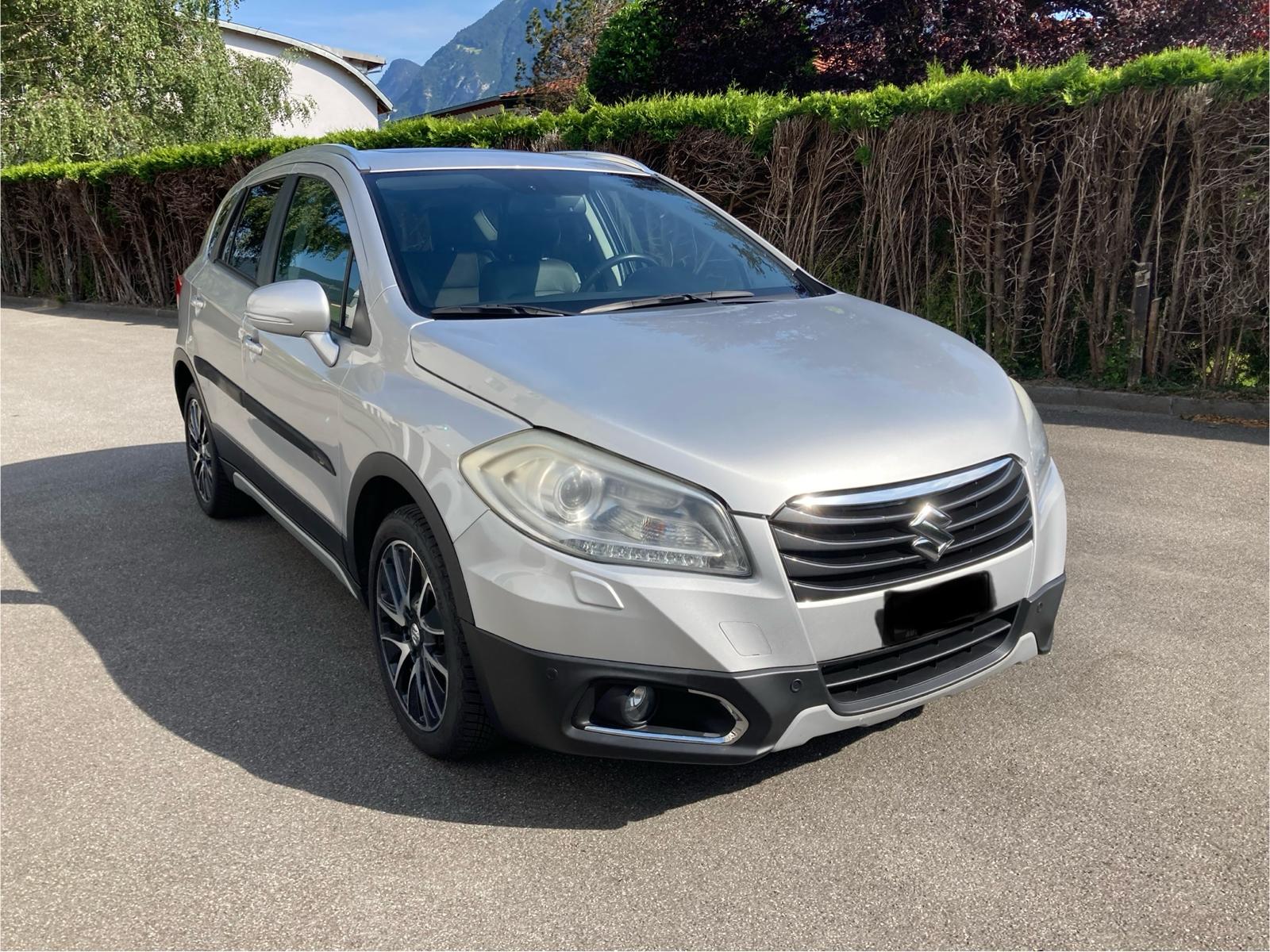 SUZUKI SX4 S-Cross 1.6 TD Sergio Cellano Top 4WD-image-1