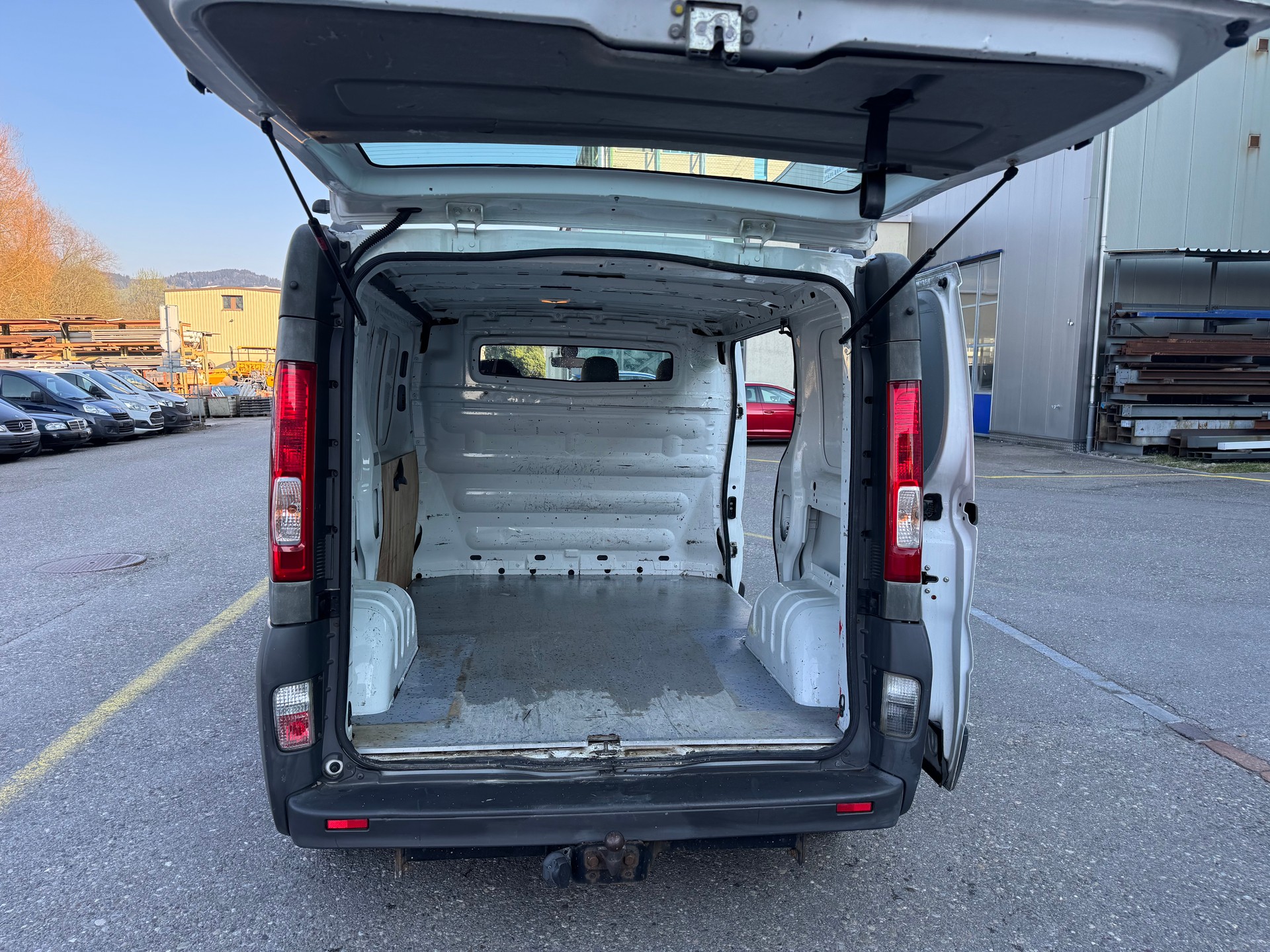 NISSAN Primastar 2.5dCi 150 Pro 2.9t-image-7