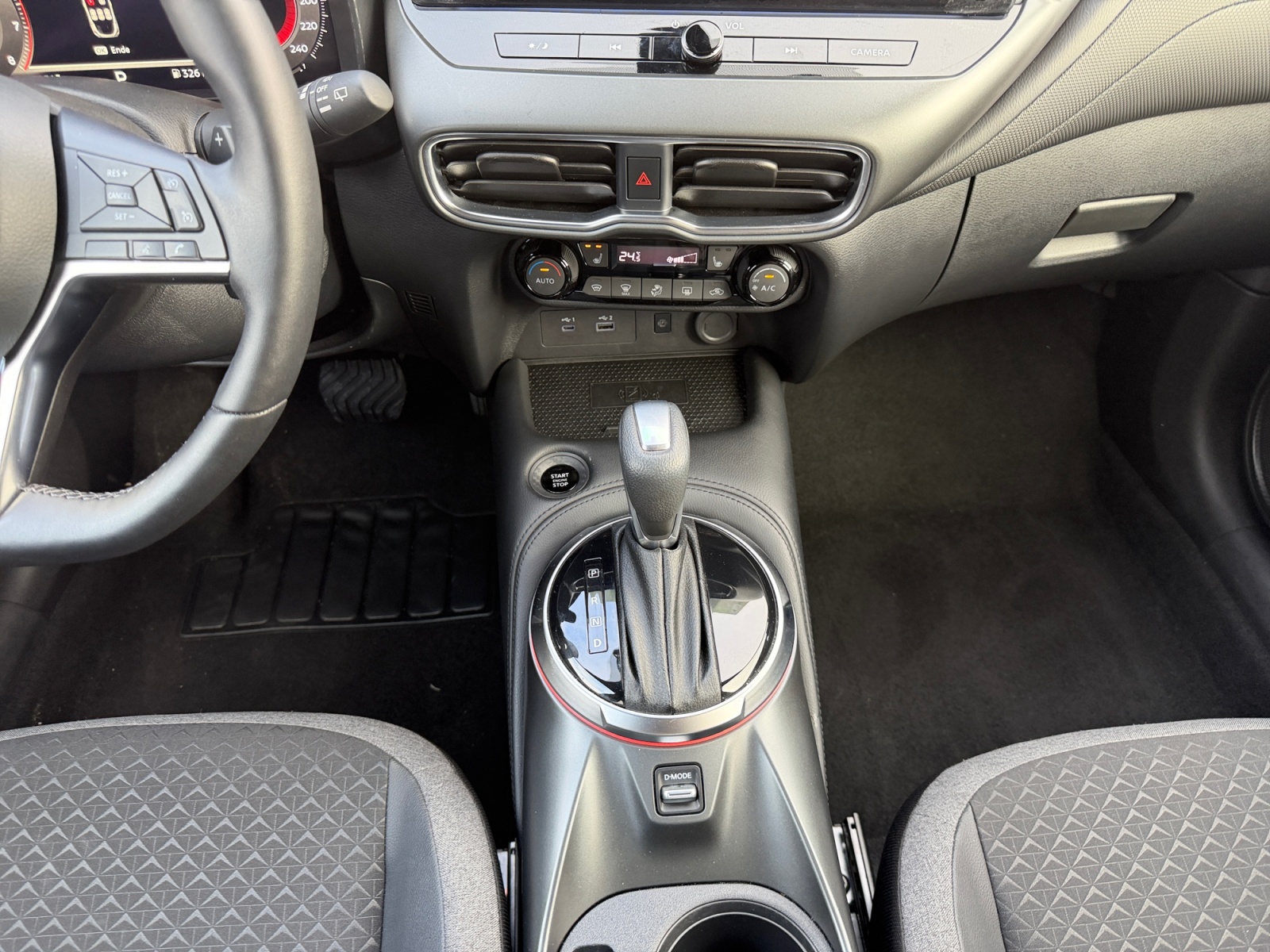NISSAN Juke 1.0 DIG-T N-Connecta DCT-image-13