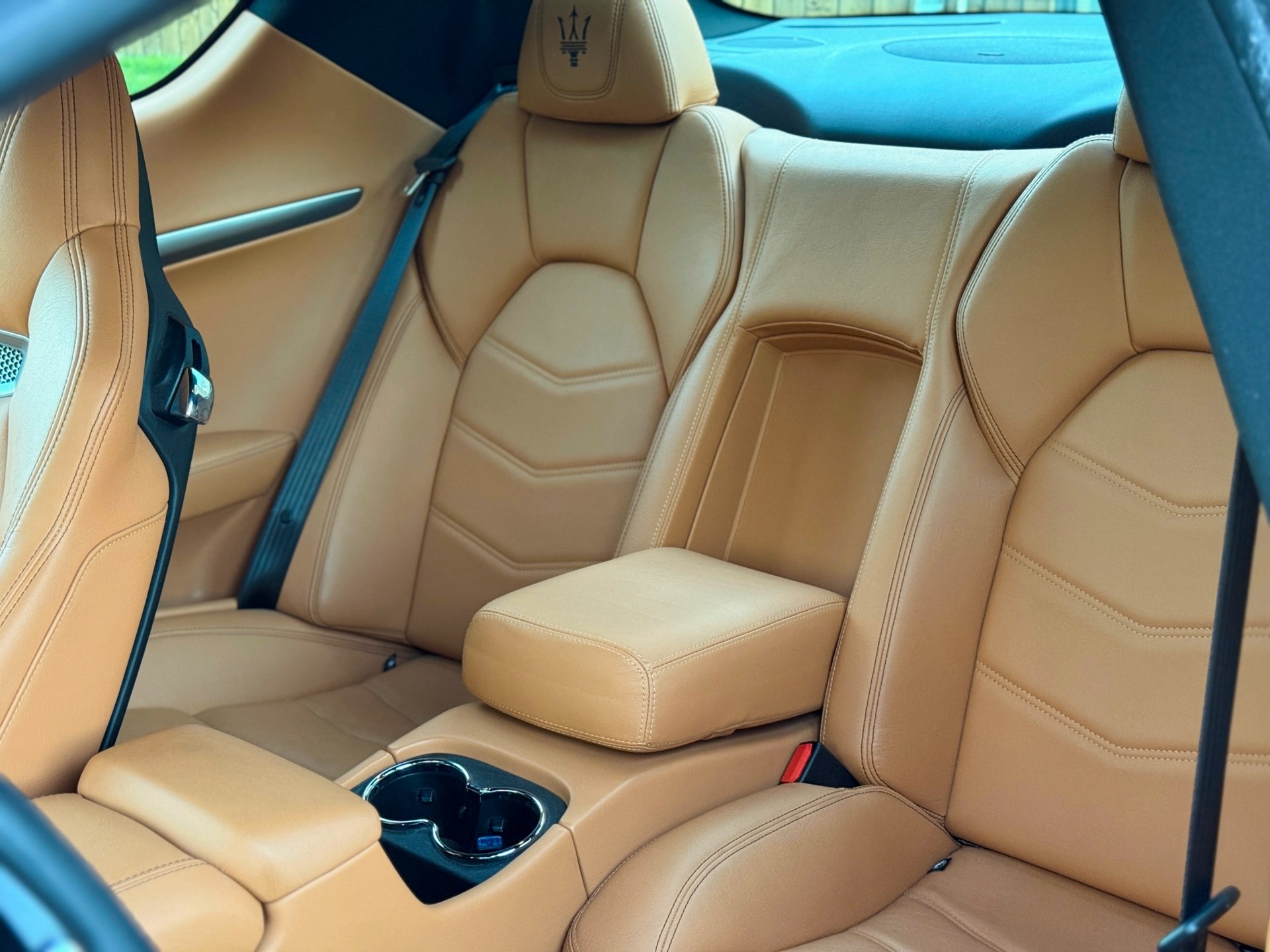 MASERATI GranTurismo Sport Automatica-image-9