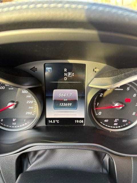 MERCEDES-BENZ C 400 AMG Line 4Matic 7G-Tronic-image-5
