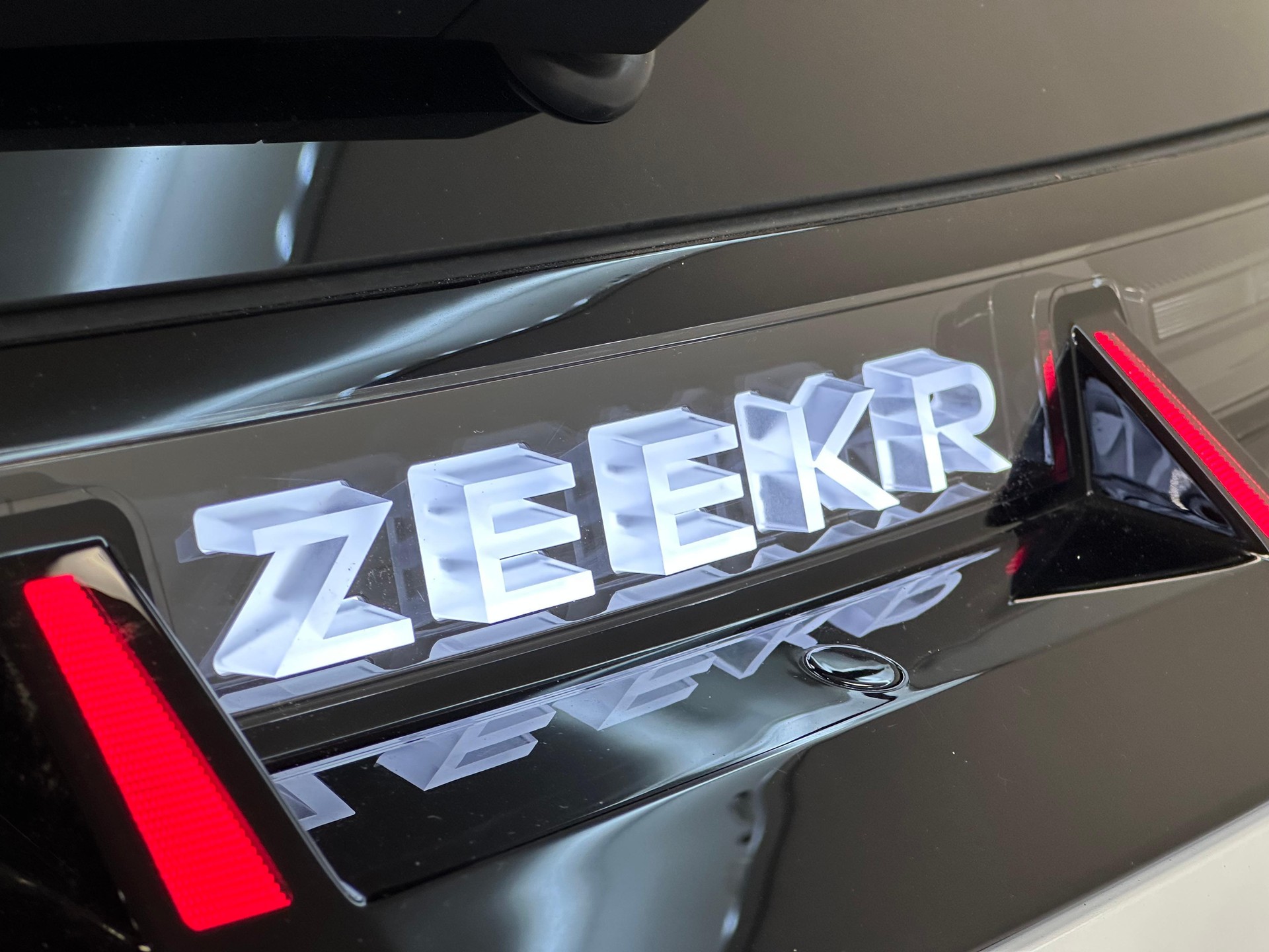 ZEEKR X Privilege AWD-image-11