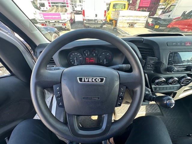 IVECO 35 S 160PS Koffer Hebebühne AHK-image-10