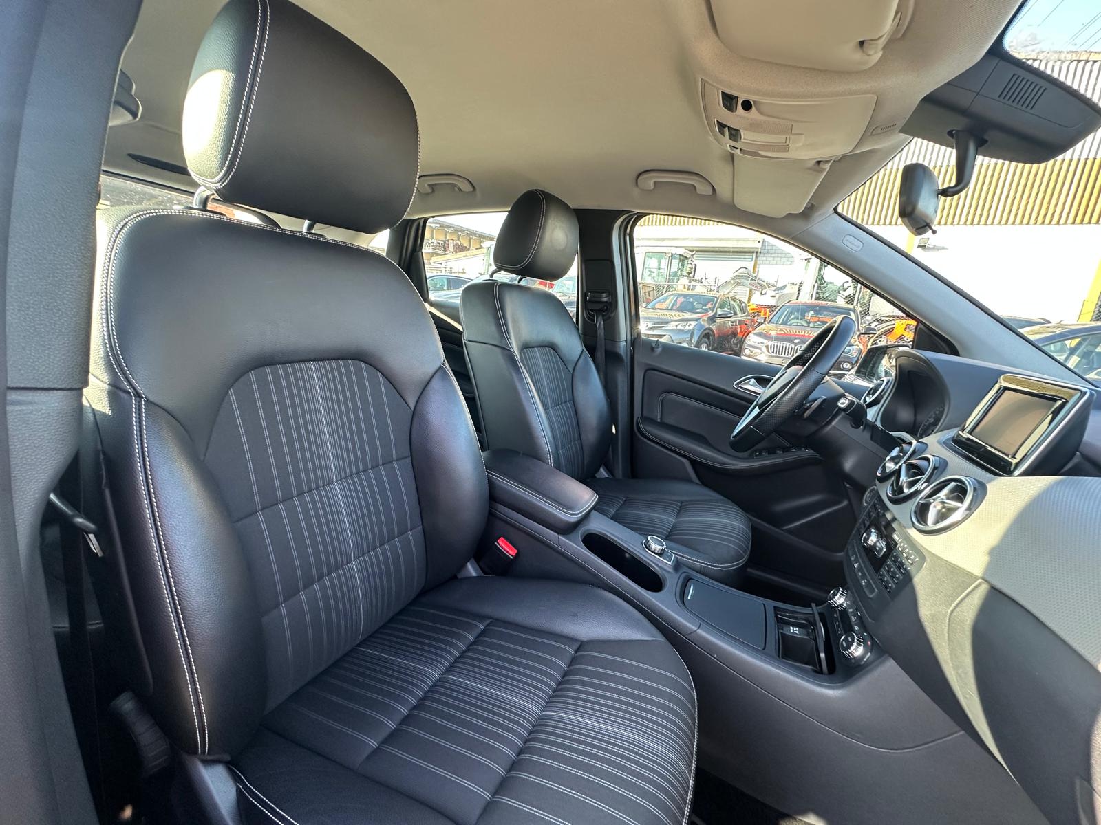 MERCEDES-BENZ B 200 7G-DCT-image-8