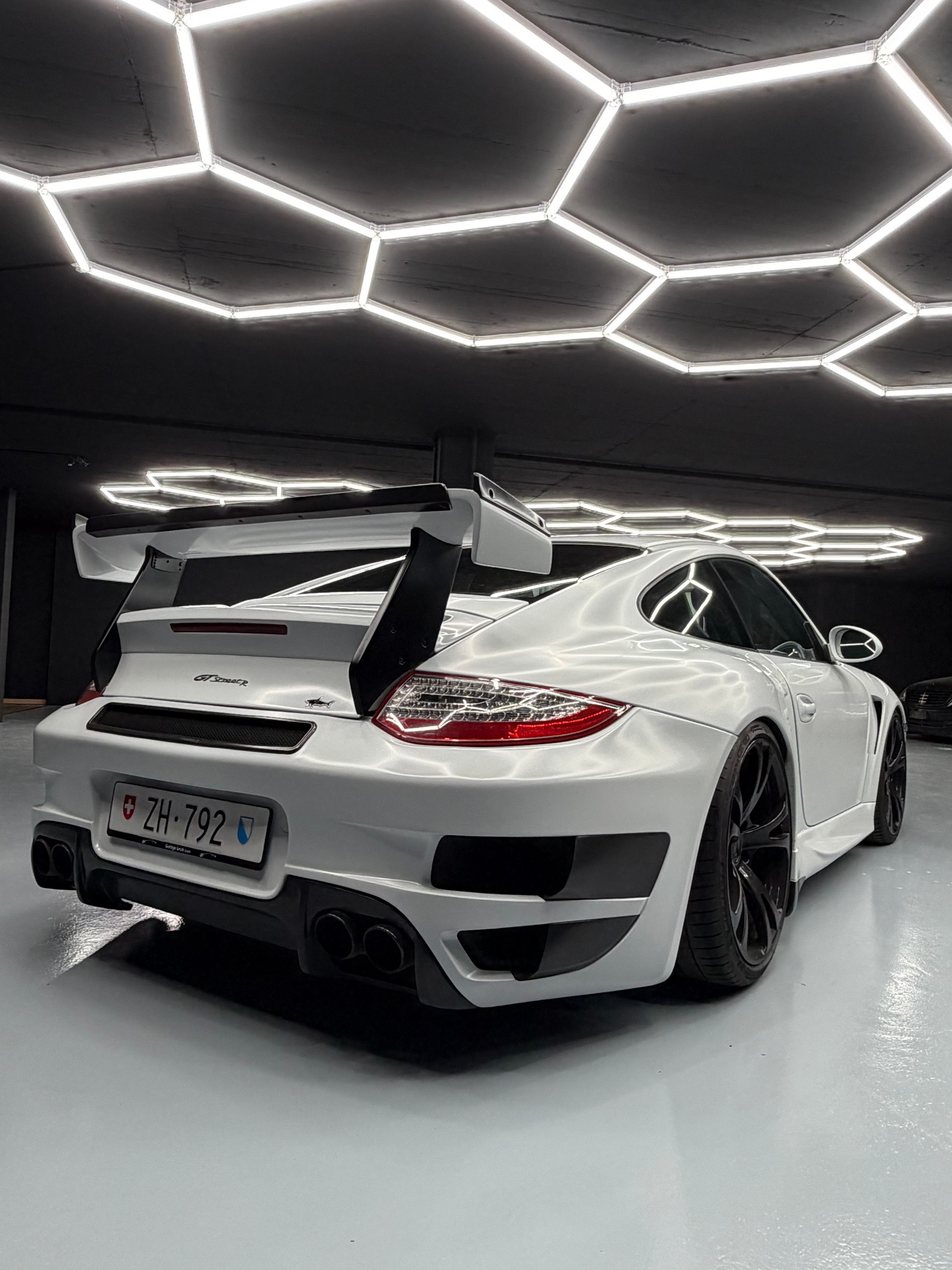 PORSCHE 911 Turbo PDK Techart GT Street R-image-7