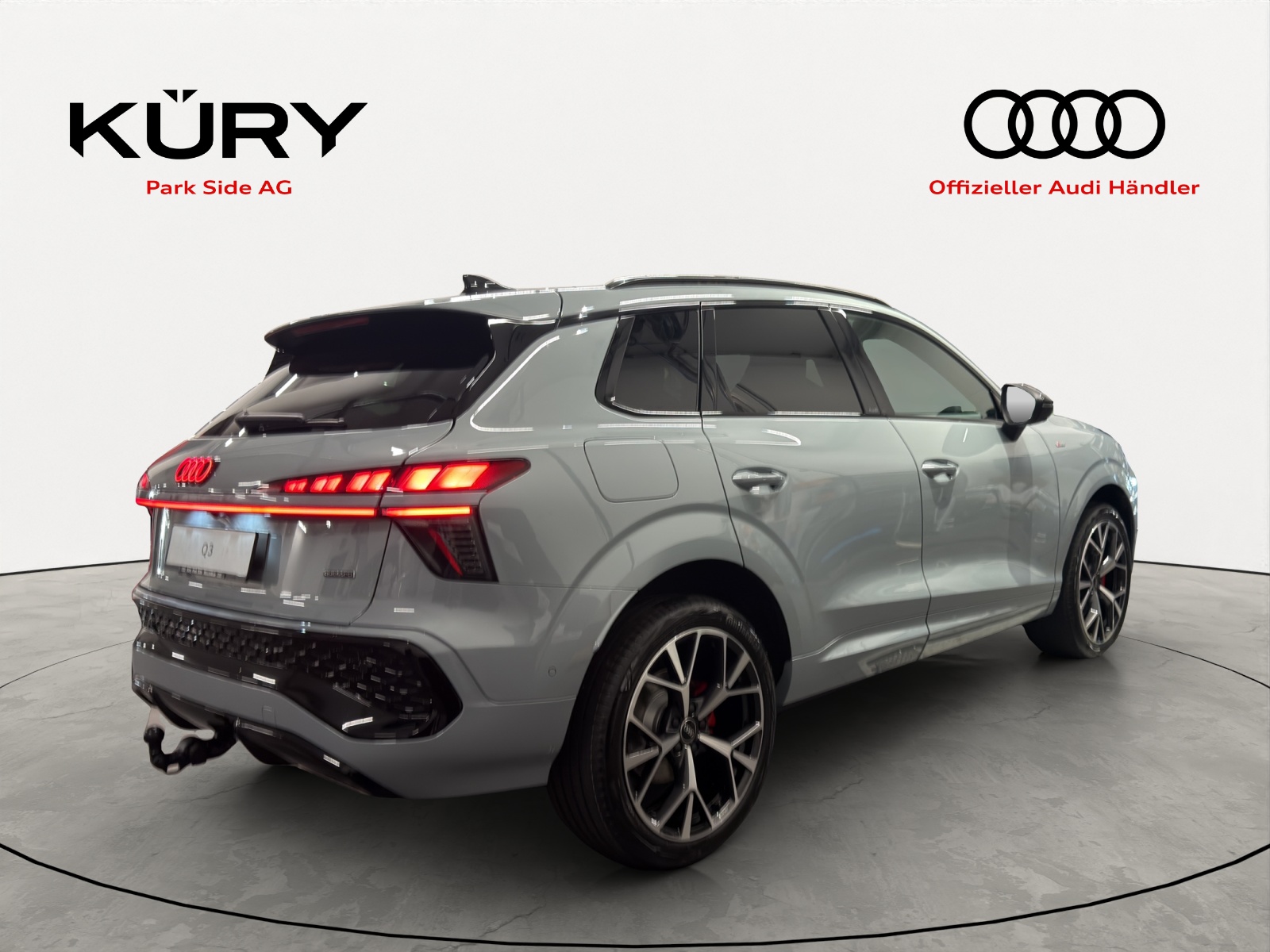 AUDI Q3 SUV TFSI quattro 150 kW S t 204PS-image-3