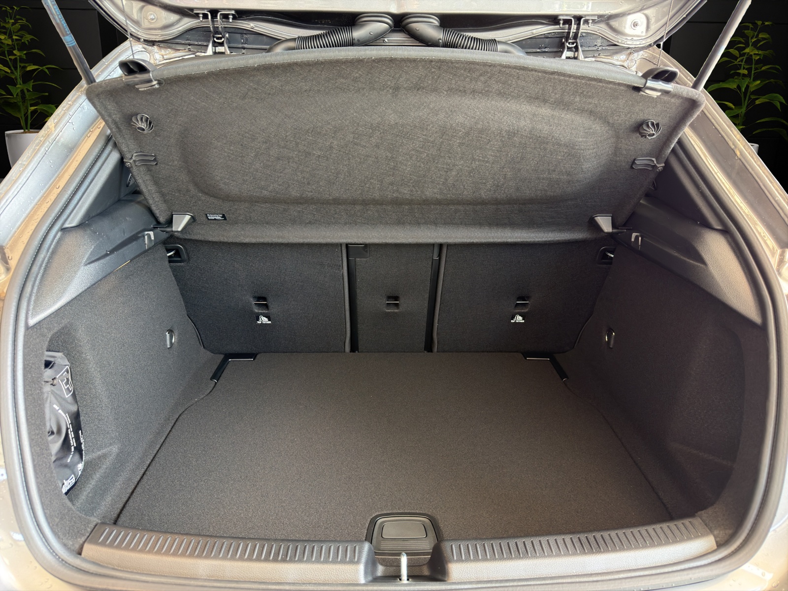 MERCEDES-BENZ A 220 4Matic 8G-DCT-image-5