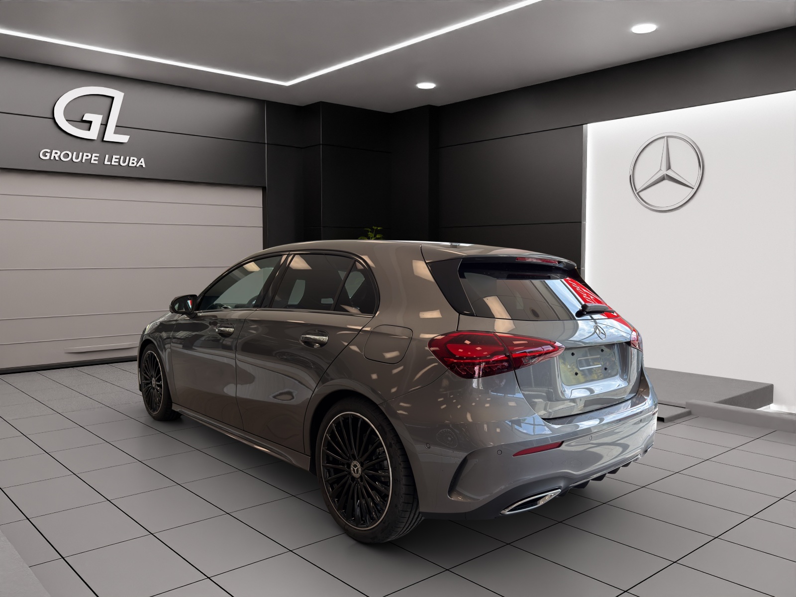 MERCEDES-BENZ A 220 4Matic 8G-DCT-image-3