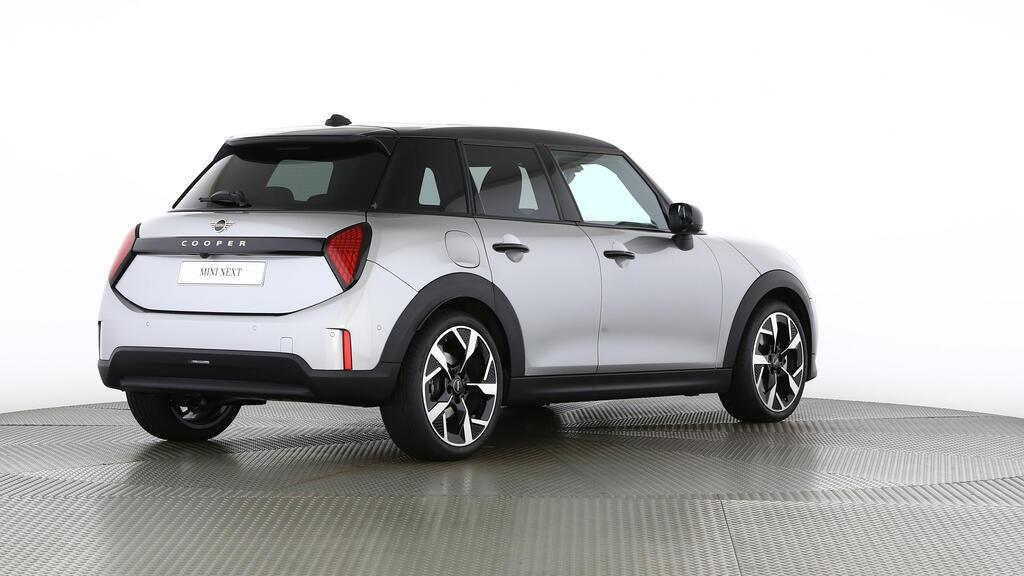 MINI Cooper 5 door C-image-4