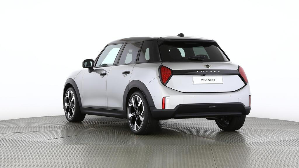 MINI Cooper 5 door C-image-3