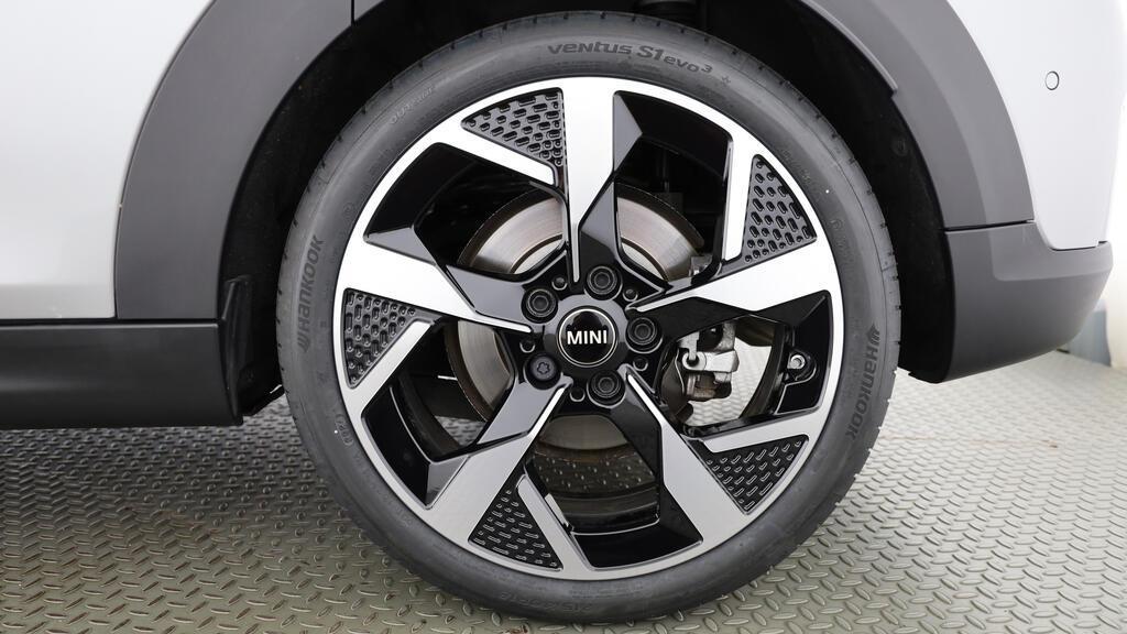 MINI Cooper 5 door C-image-9