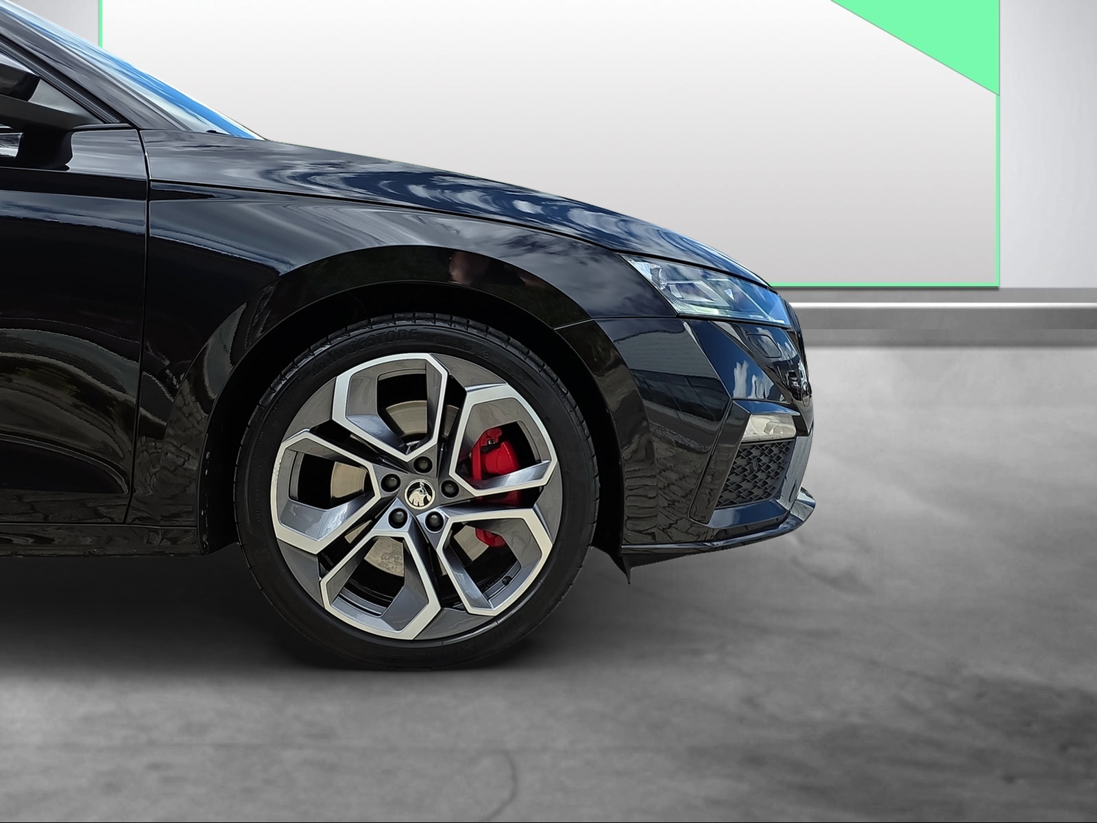 SKODA Octavia Combi 2.0 TSI DSG RS-image-14