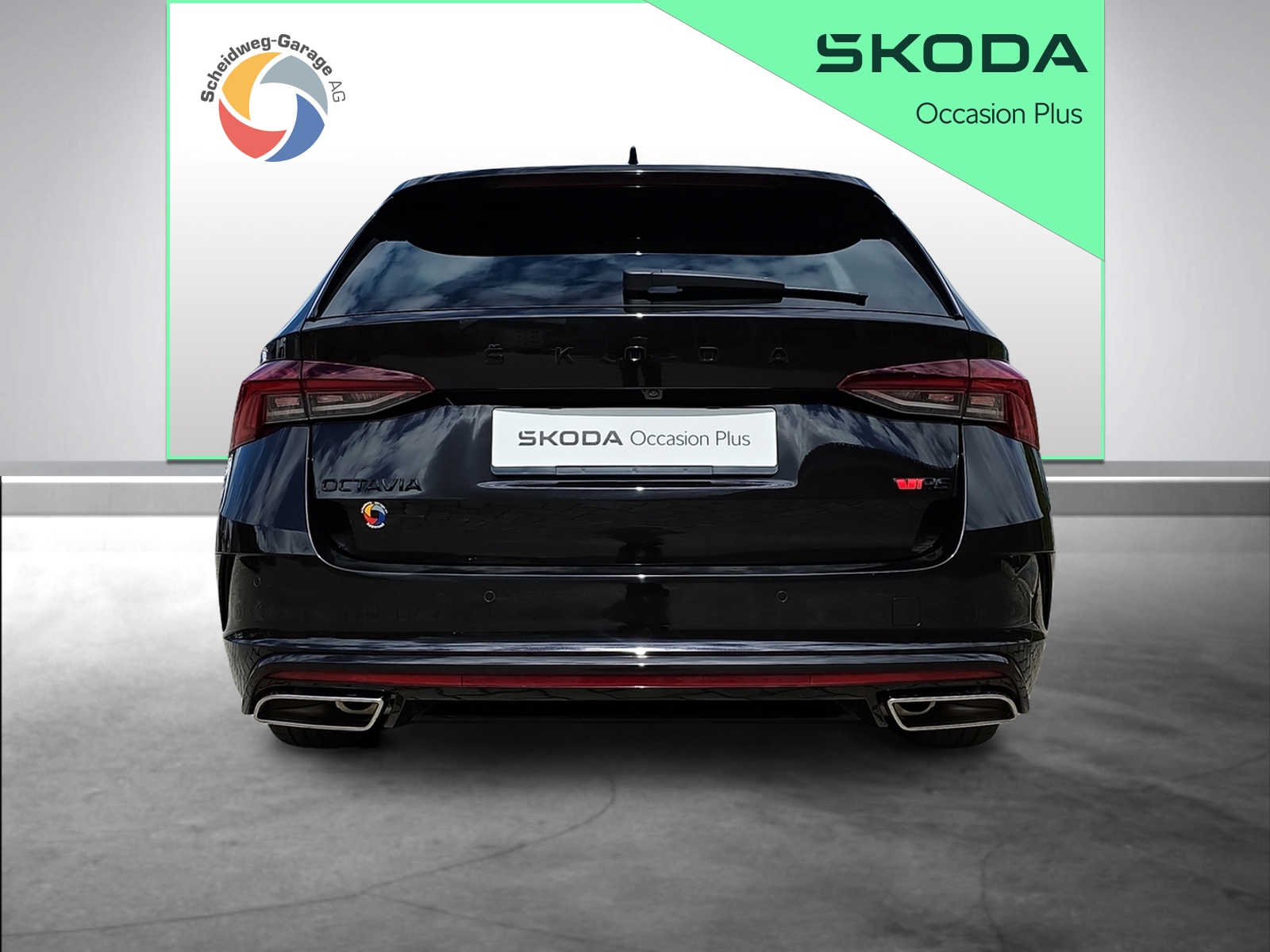 SKODA Octavia Combi 2.0 TSI DSG RS-image-13